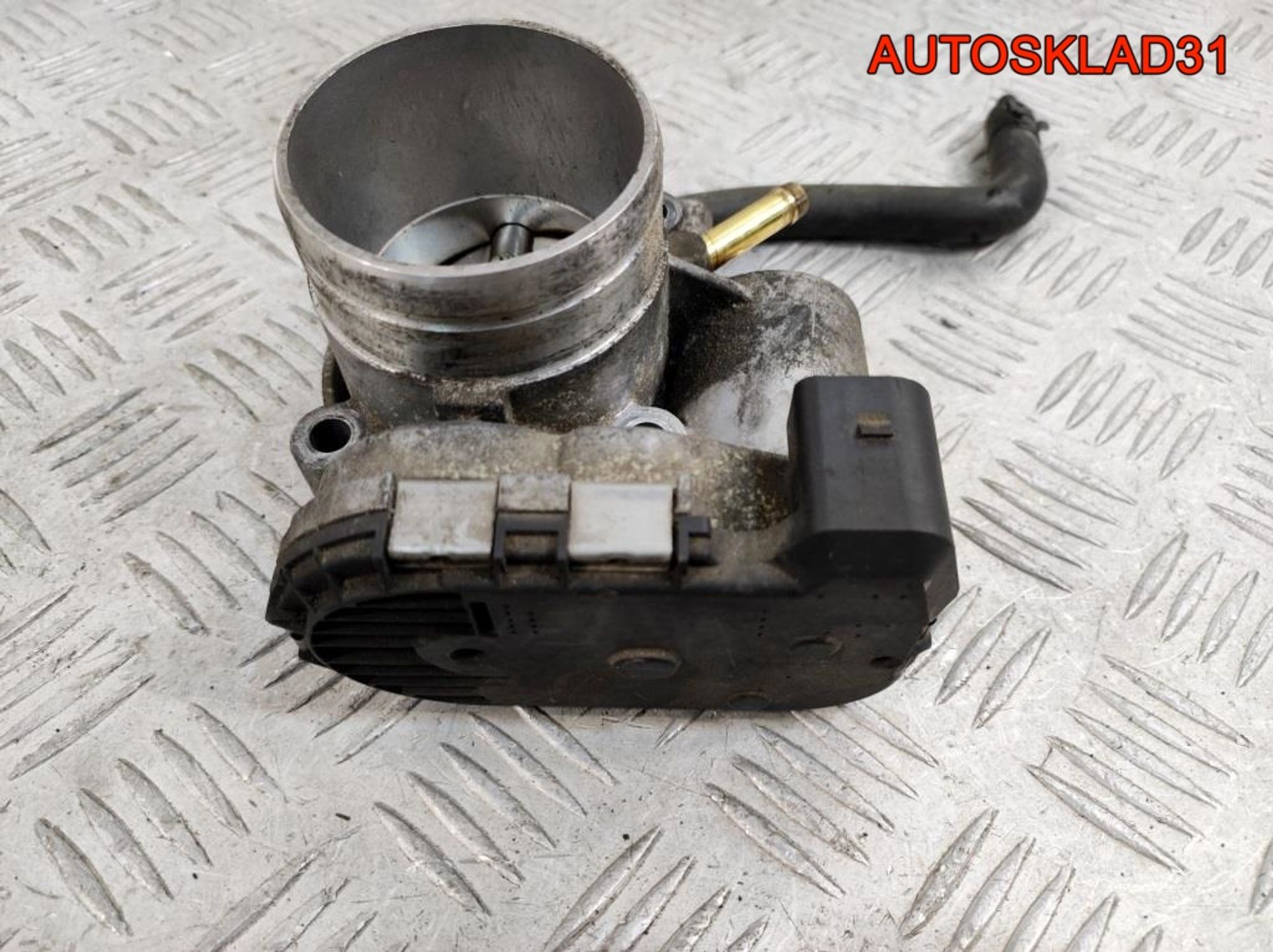 Заслонка дроссельная VW Golf 1.6 BAD 036133062D, 5000 рублей, Дубовое