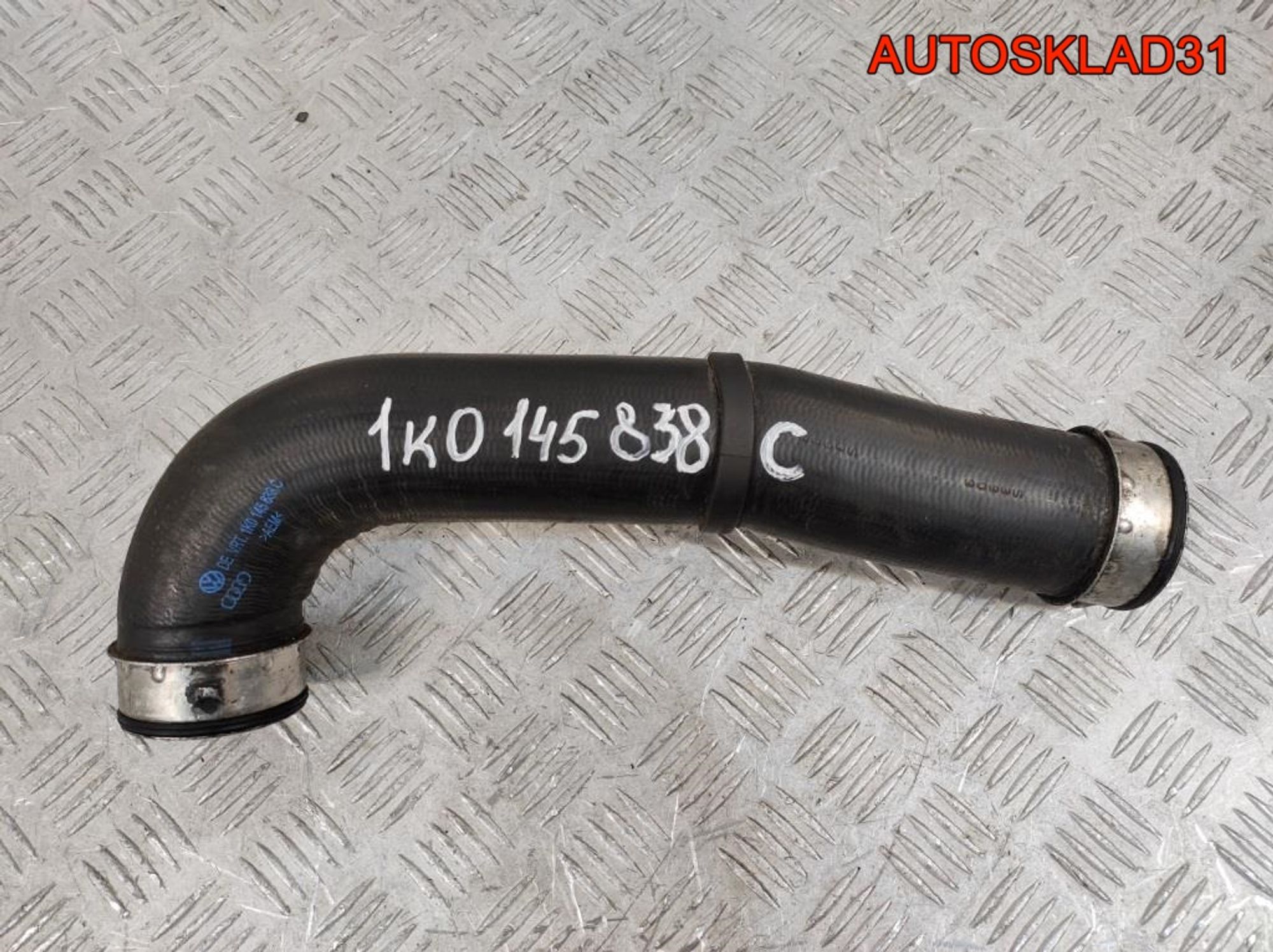 Патрубок интеркулера VW Passat B6 1,9 Дизель 1K0145838C, 1500 рублей, Дубовое