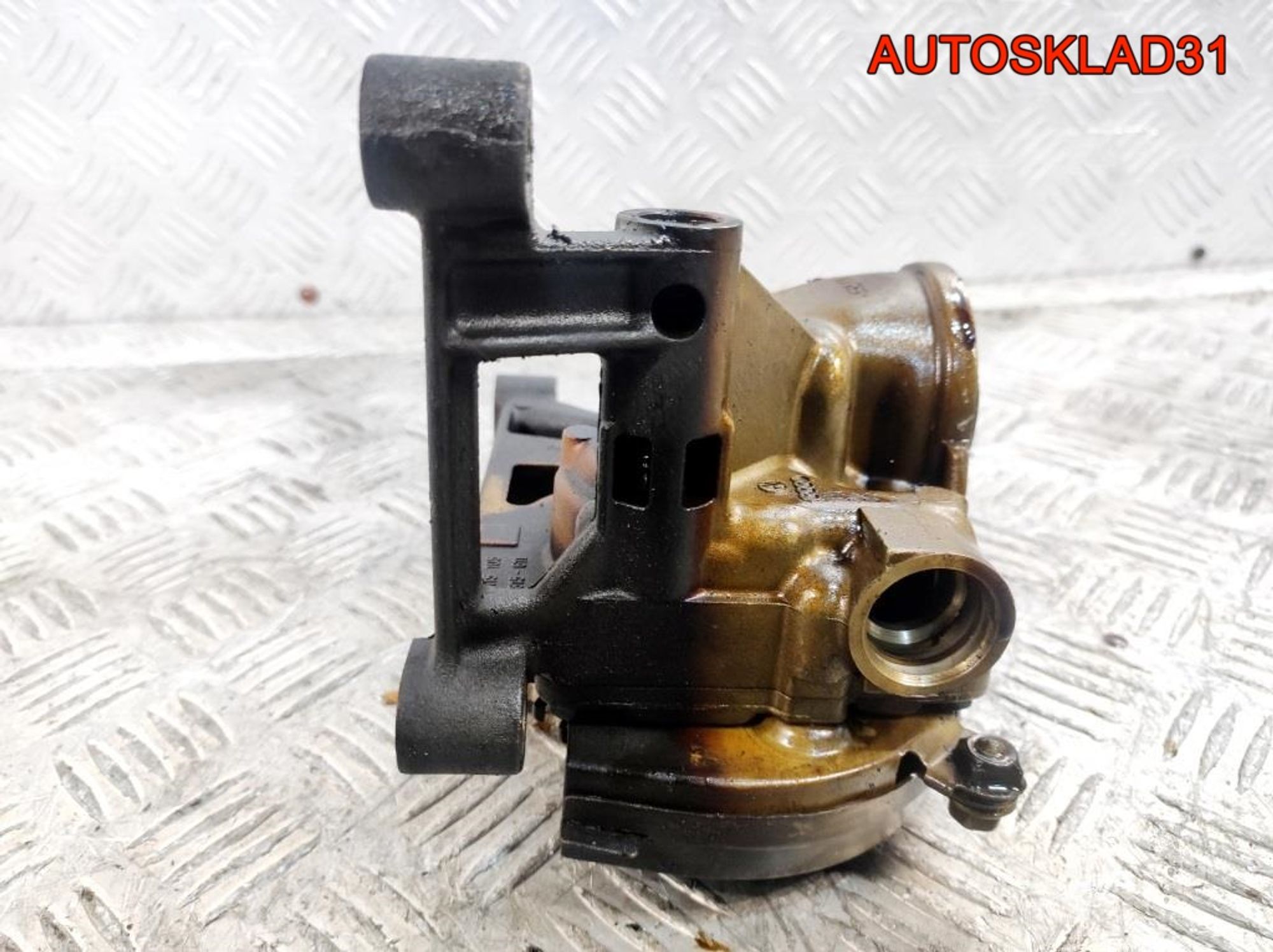 Насос масляный A6 C5 2,4 ARJ Бензин 078115132C, 3000 рублей, Дубовое