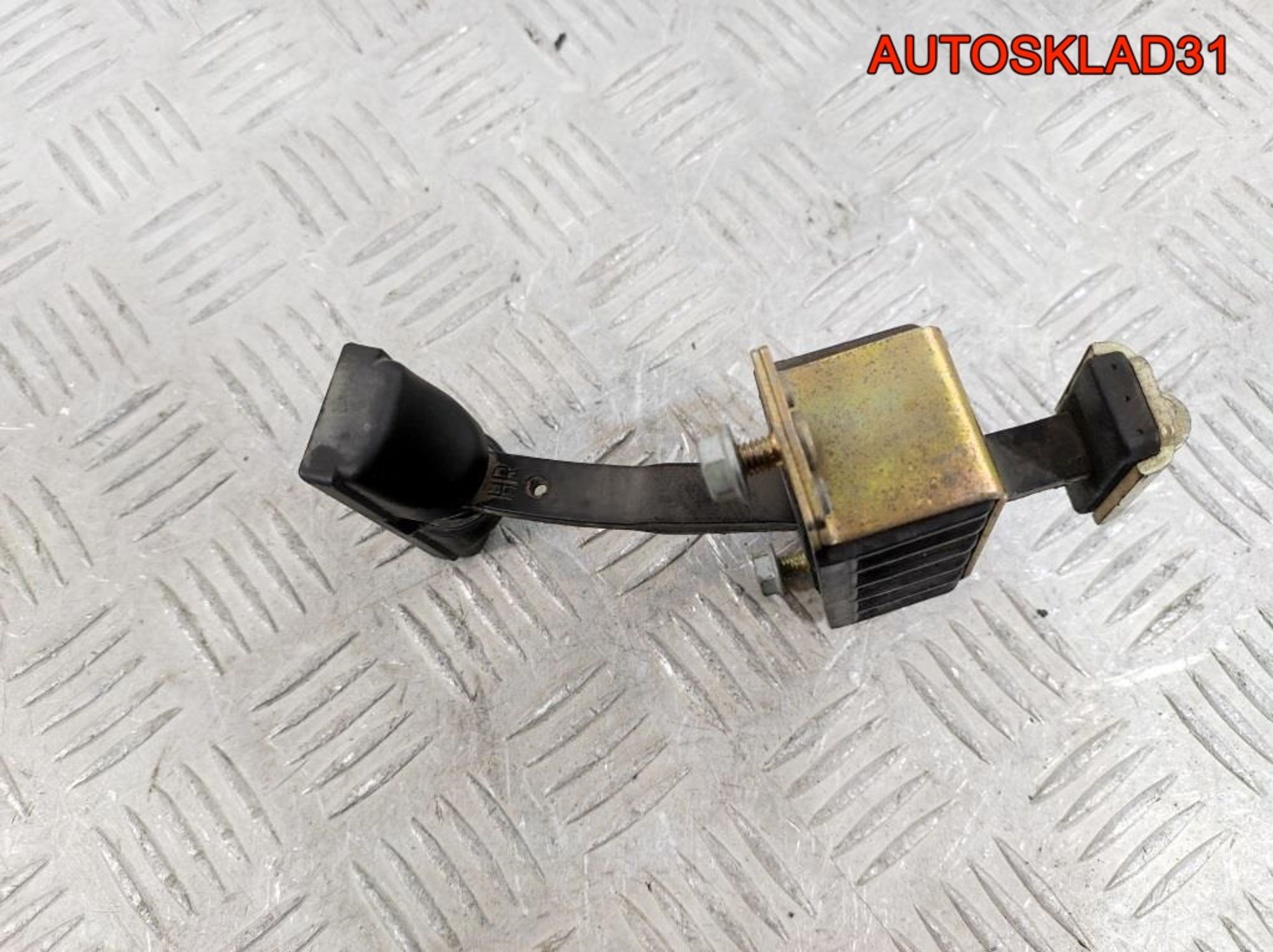 Ограничитель двери задний Mercedes W211, 900 рублей, Дубовое