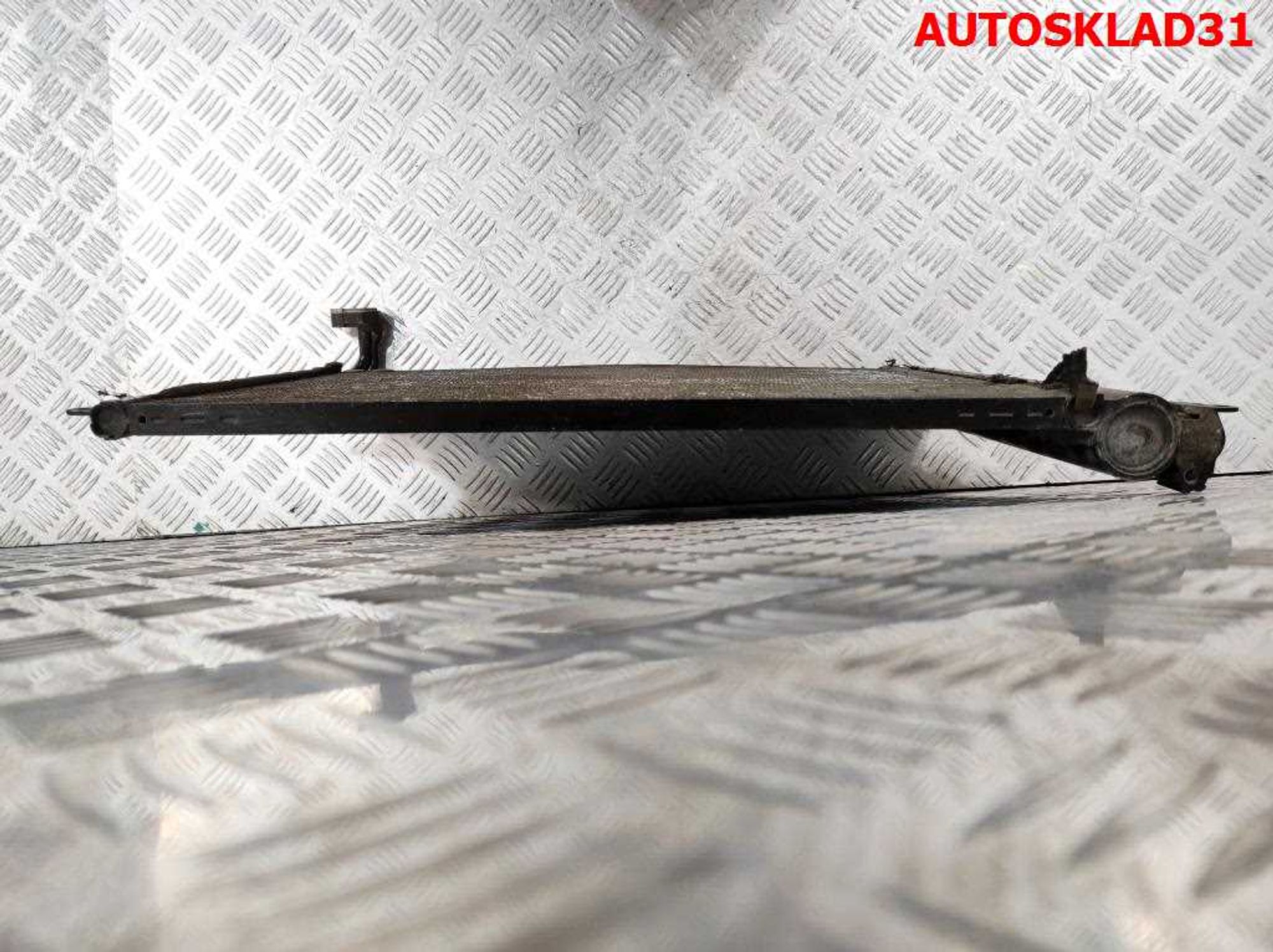 Радиатор кондиционера Volkswagen Polo 4 6Q0820411H, 1000 рублей, Дубовое