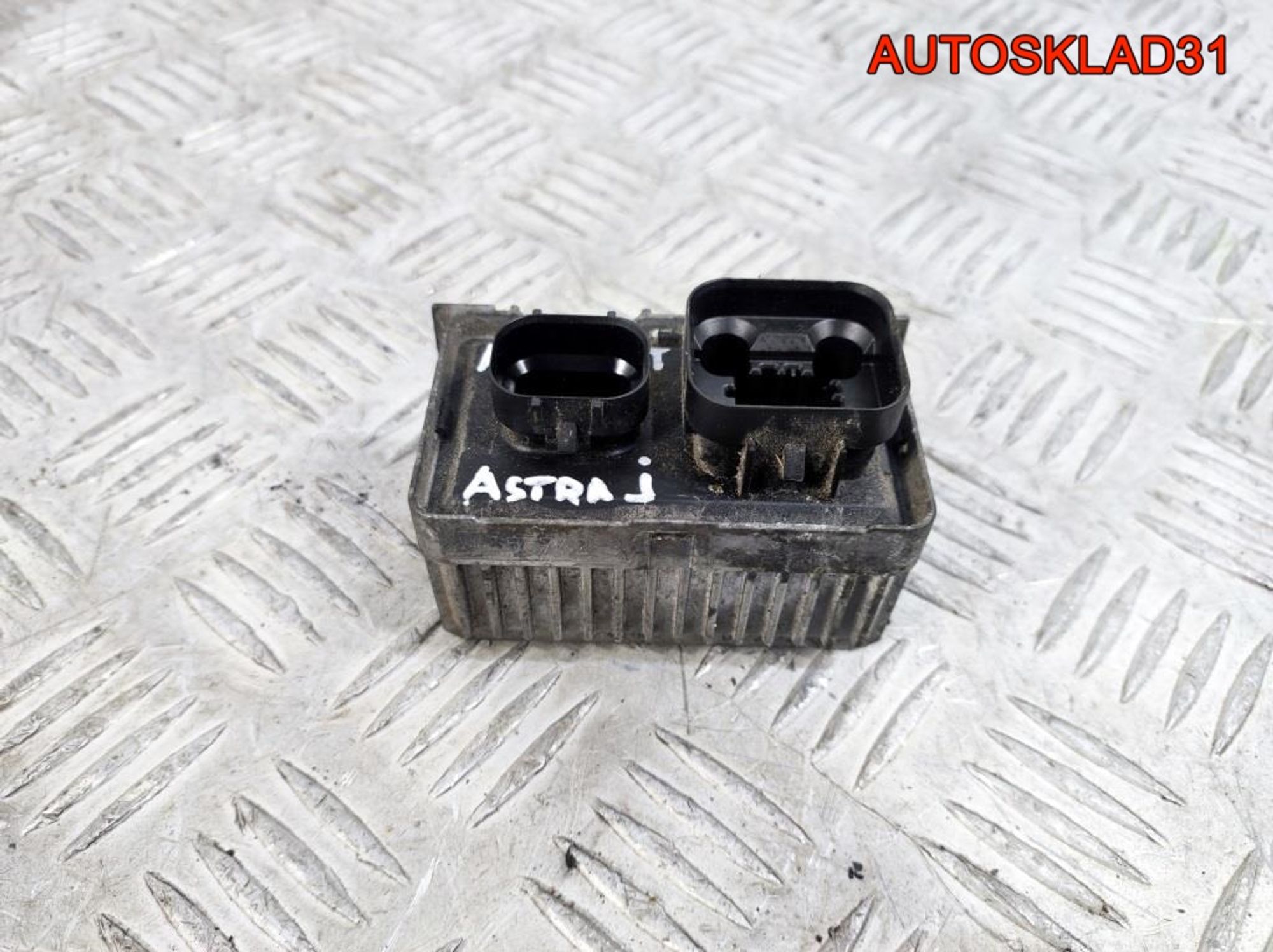 Реле свечей накала Opel Astra J A20DTH 55574293, 1300 рублей, Дубовое