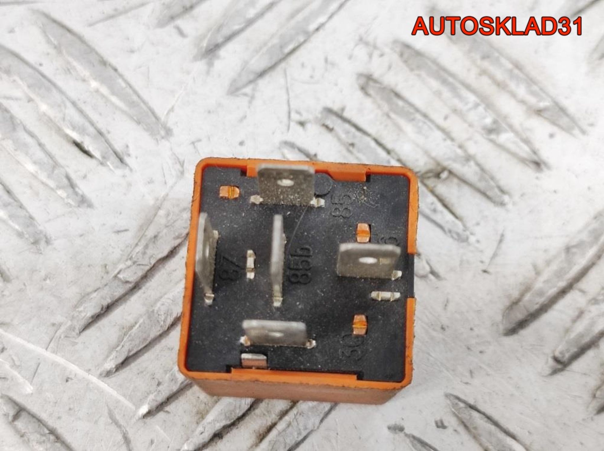 Реле вентилятора Opel Vectra B 90459640, 300 рублей, Дубовое