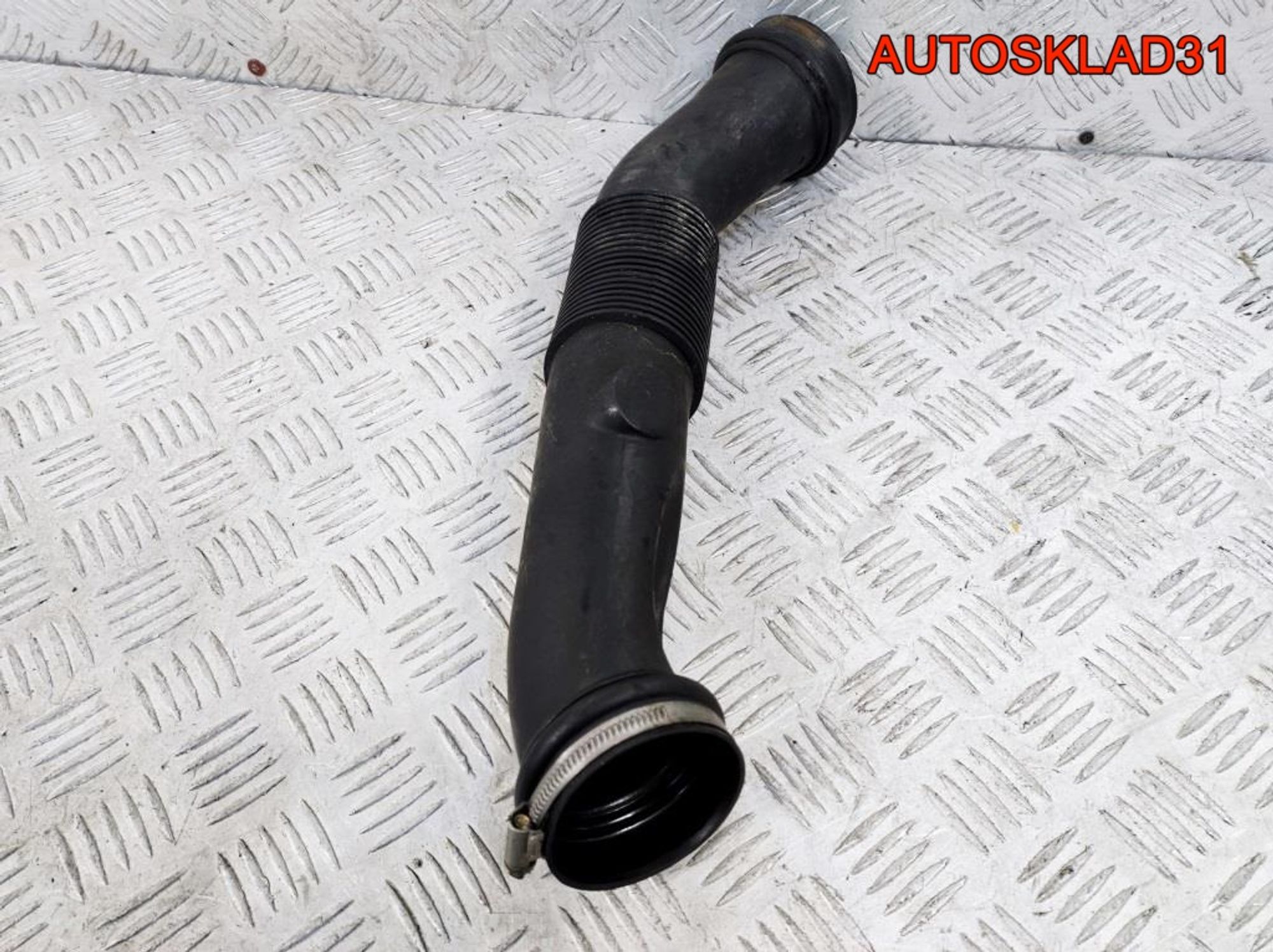 Патрубок воздушного фильтра Audi A6 C5 058129627P, 1300 рублей, Дубовое