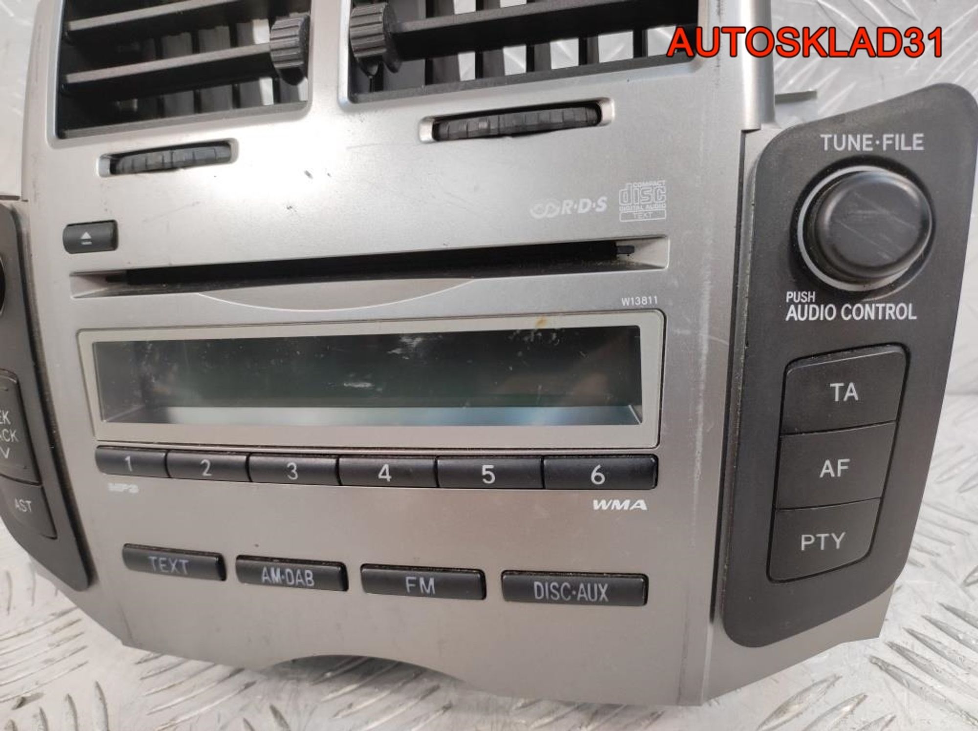 Магнитола Toyota Yaris 2 861200D490, 2500 рублей, Дубовое