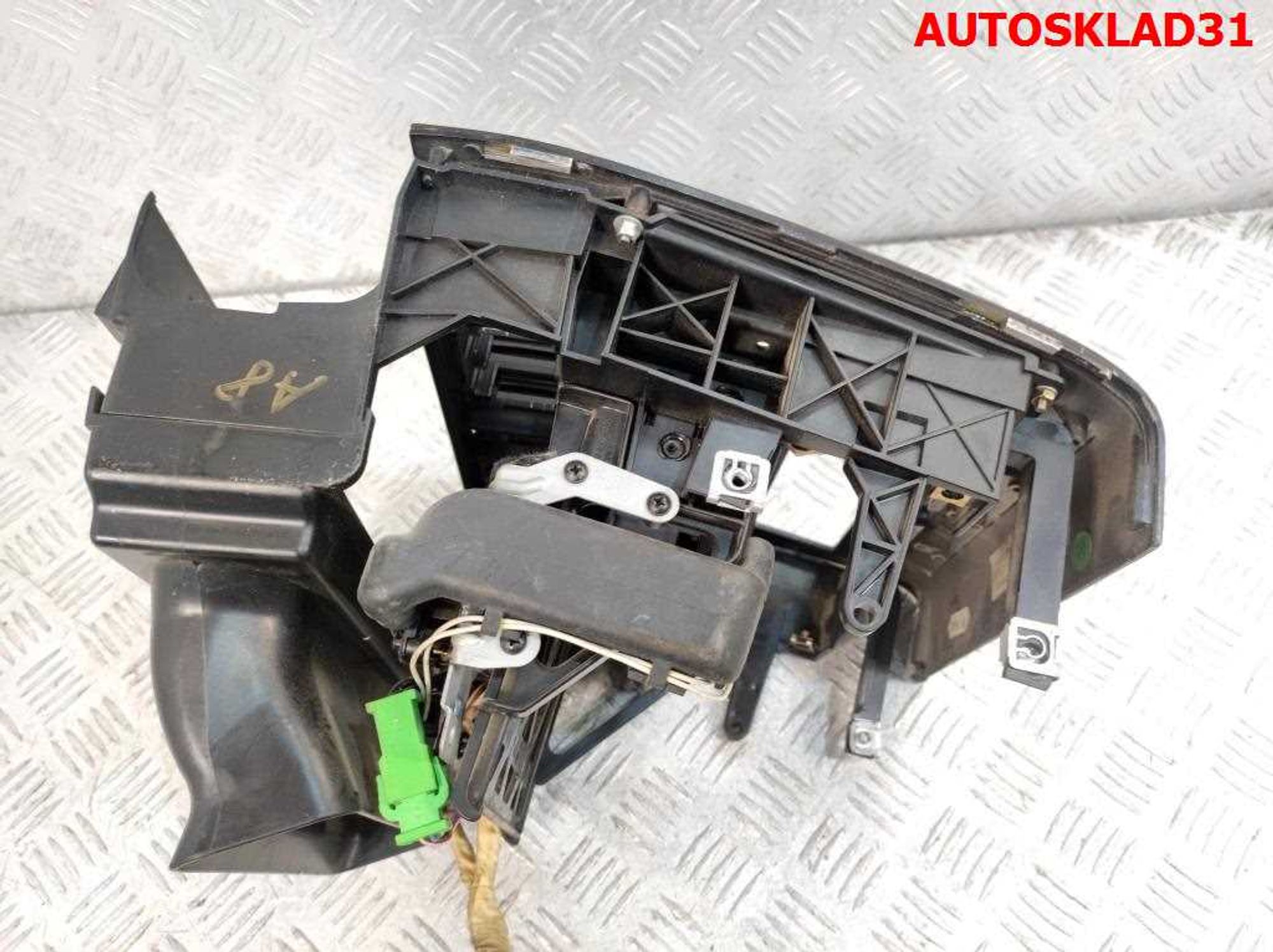 Рамка магнитолы Audi A8 D2 4D0857007C, 2000 рублей, Дубовое