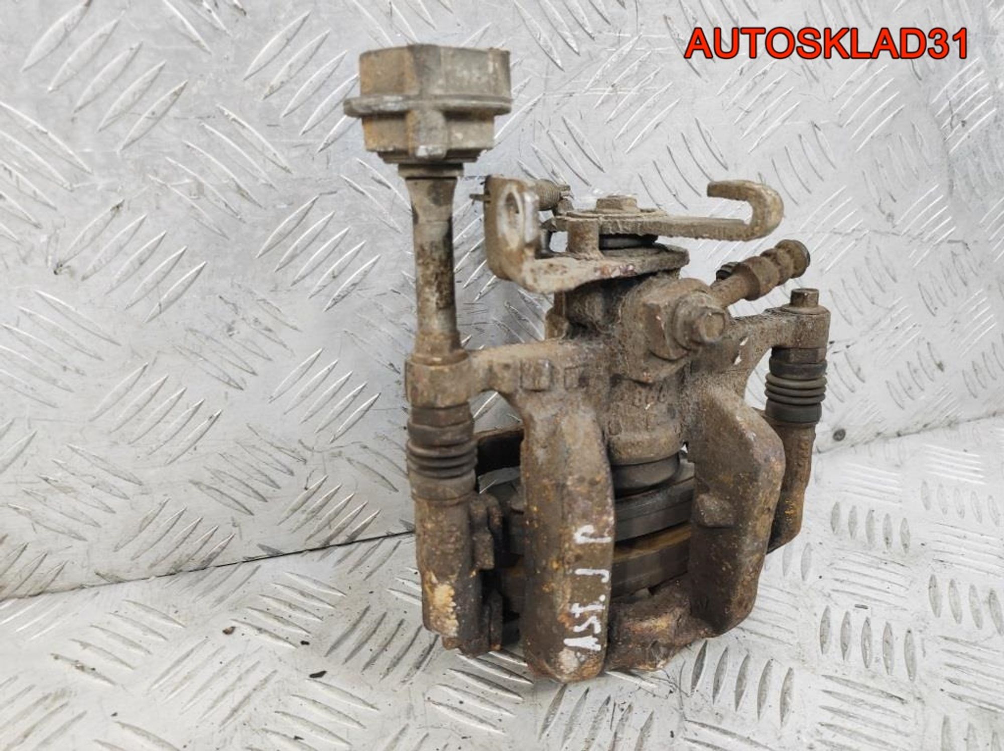 Суппорт тормозной задний правый Chevrolet Cruze, 4500 рублей, Дубовое