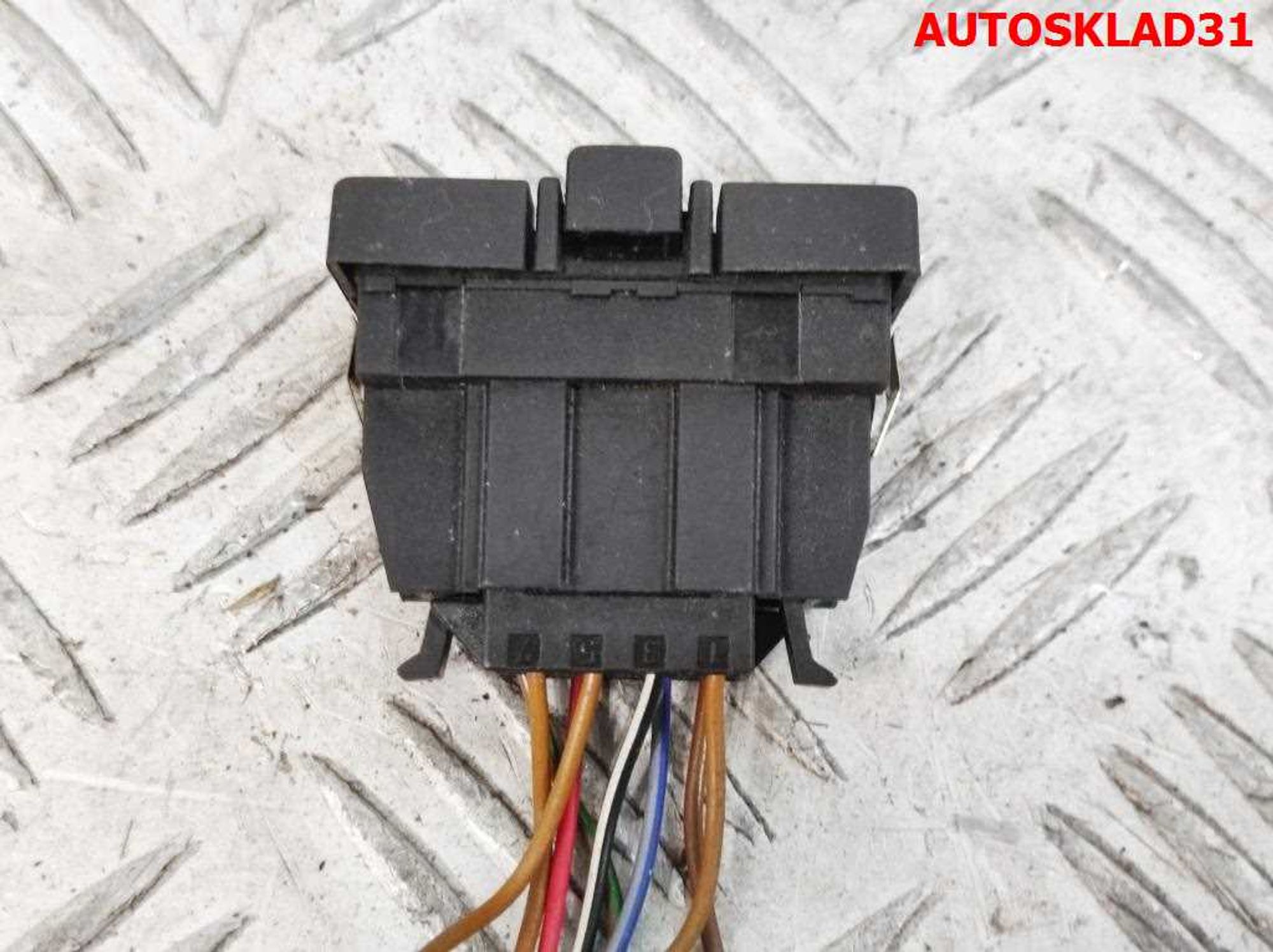 Кнопка стеклоподъемника Volkswagen Golf 3 1H0959855A, 1500 рублей, Дубовое