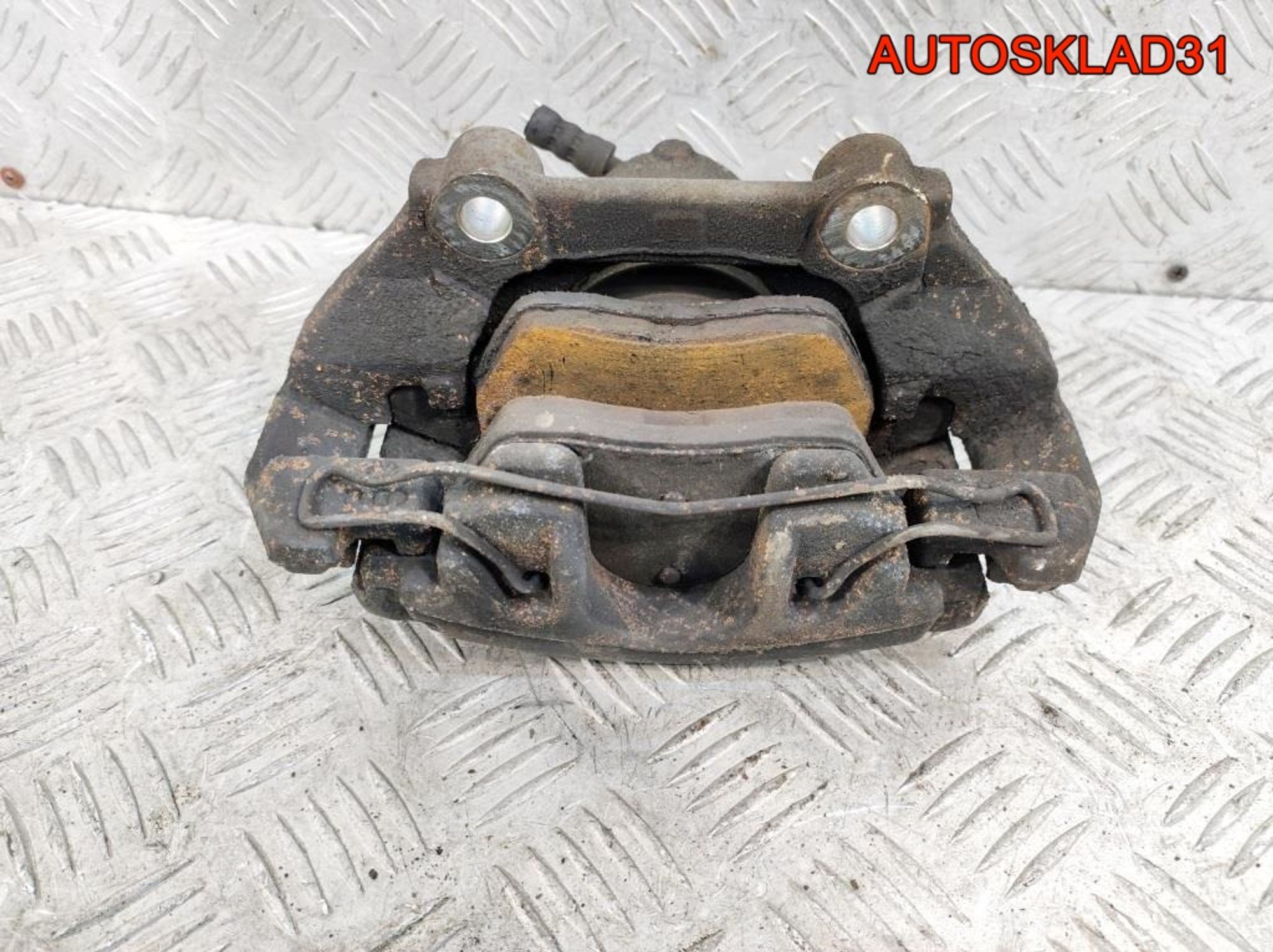 Суппорт тормозной передний левый Skoda Rapid 1K0615123E, 2300 рублей, Дубовое