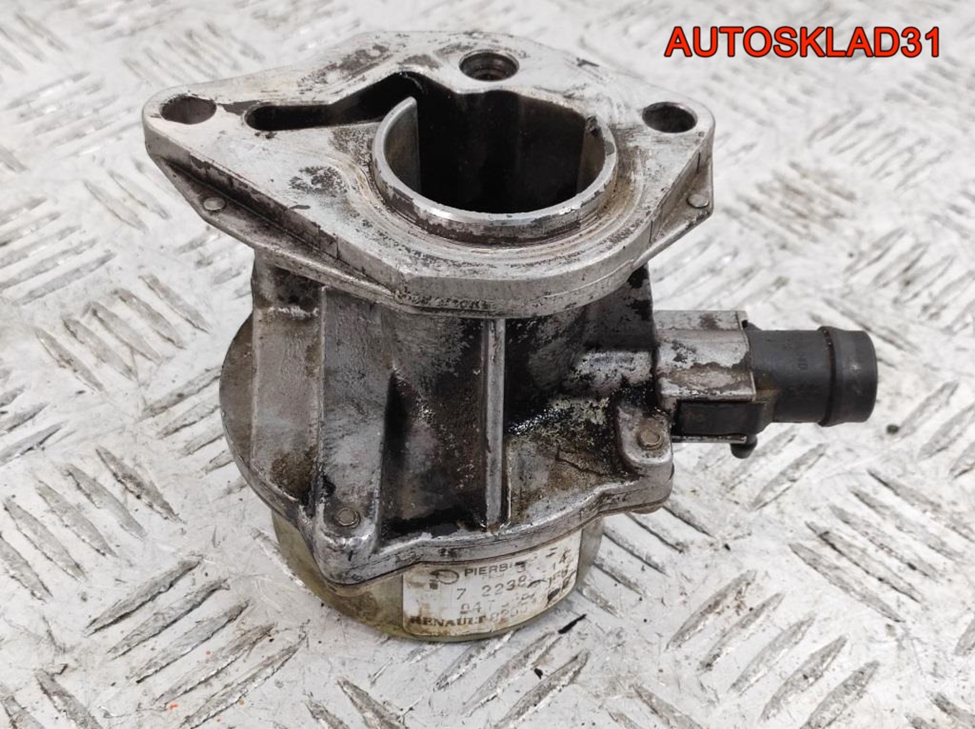 Насос вакуумный Renault Megane 2 1,5 K9K 8200175167, 1000 рублей, Дубовое