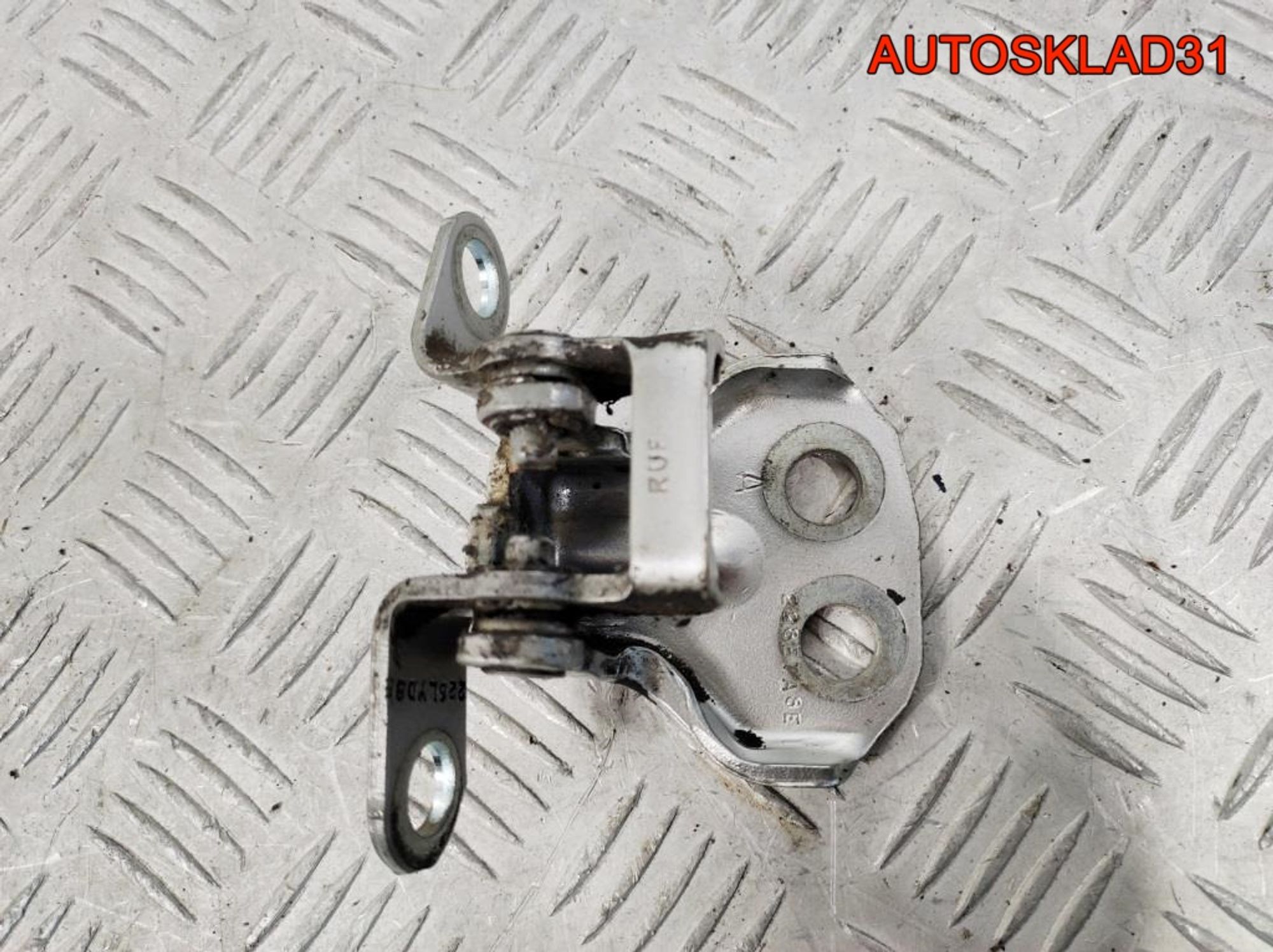 Петля двери задняя правая верхняя Ford Fusion, 500 рублей, Дубовое