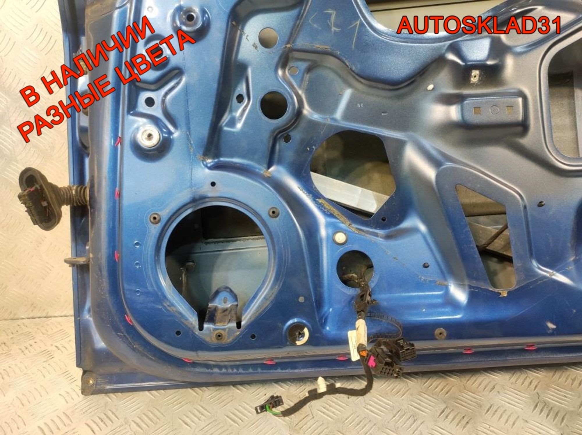 Дверь передняя правая Голая Audi A4 B6 8E0831052, 12600 рублей, Дубовое