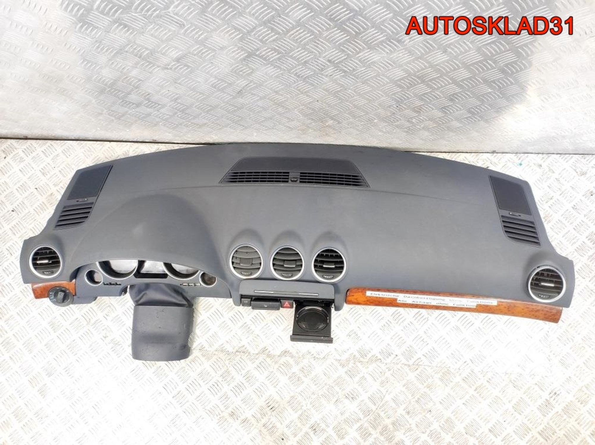 Торпедо в сборе как на фото Audi A4 B6 Кабриолет 8H1857041B, 25000 рублей, Дубовое