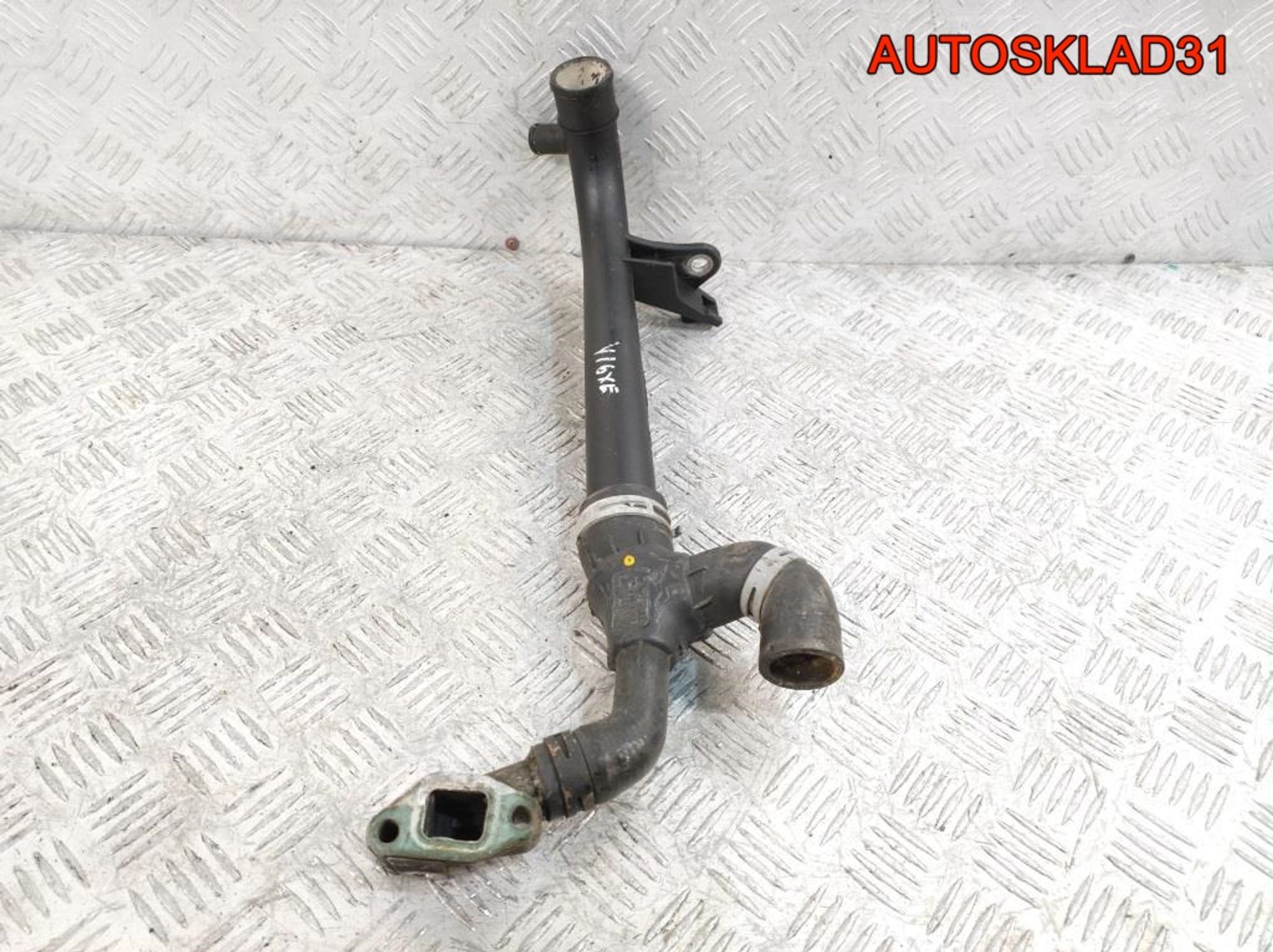 Трубка системы охлаждения Opel Vectra B 1.6 Y16XE Бензин 9128719, 2000 рублей, Дубовое