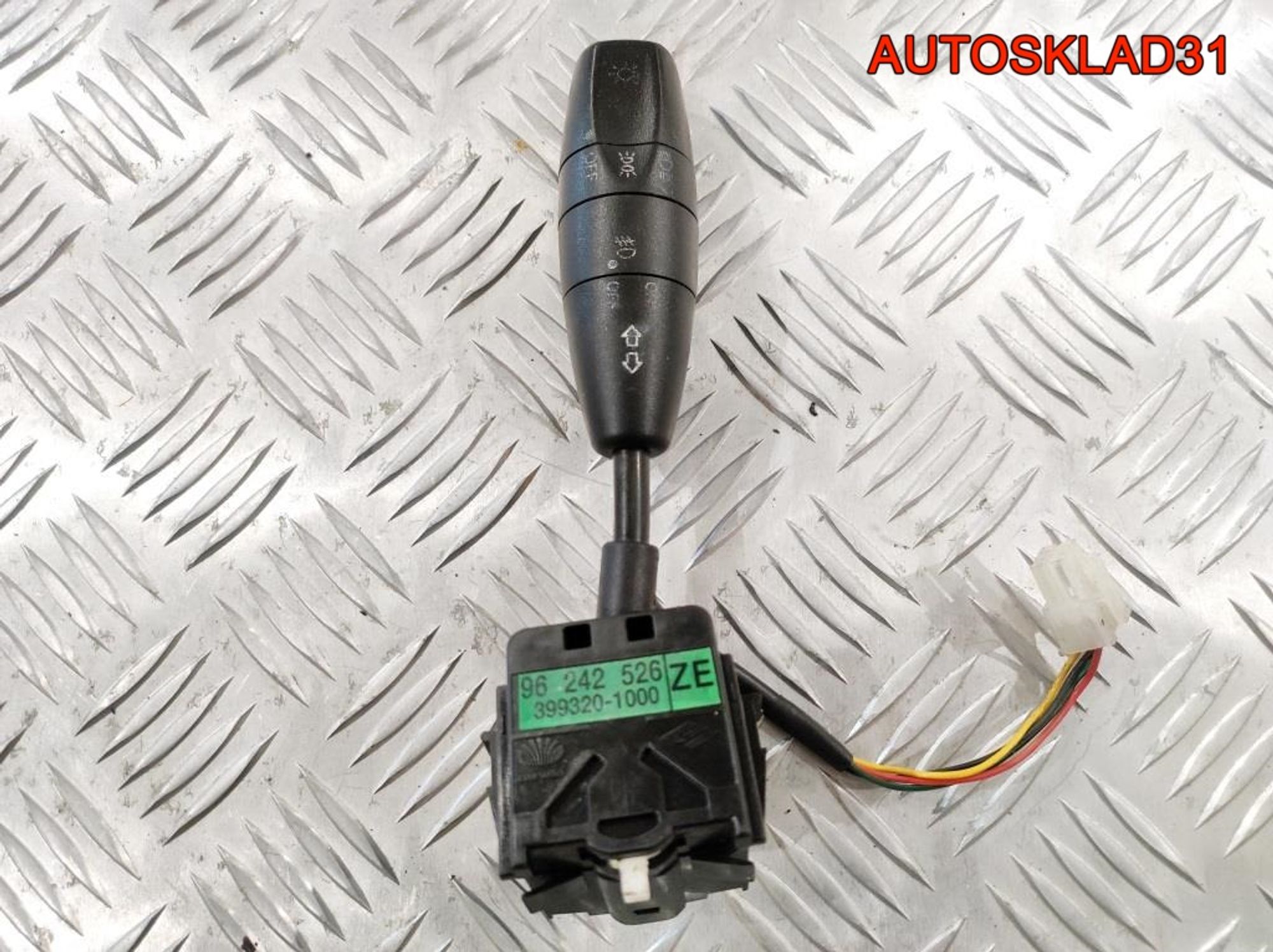 Переключатель поворотов Chevrolet Lanos 1 96242526, 1000 рублей, Дубовое