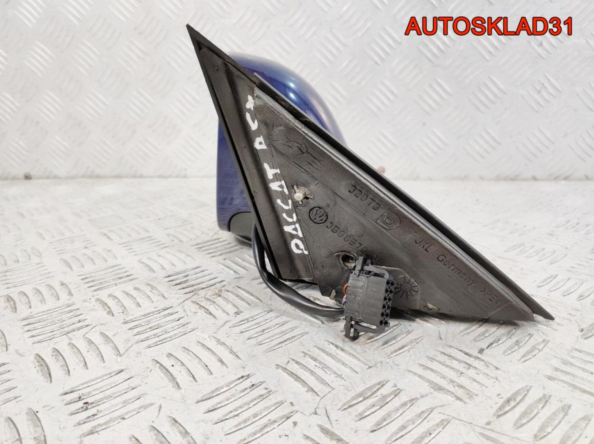 https://ycs.partsauto.market/partsauto-images/thmbs/userImages/edda01b21c13eaa6671738306aa09410/part/1c6afd58-d4aa-4b93-910a-40afcafd3a84_1781611567895.jpg
