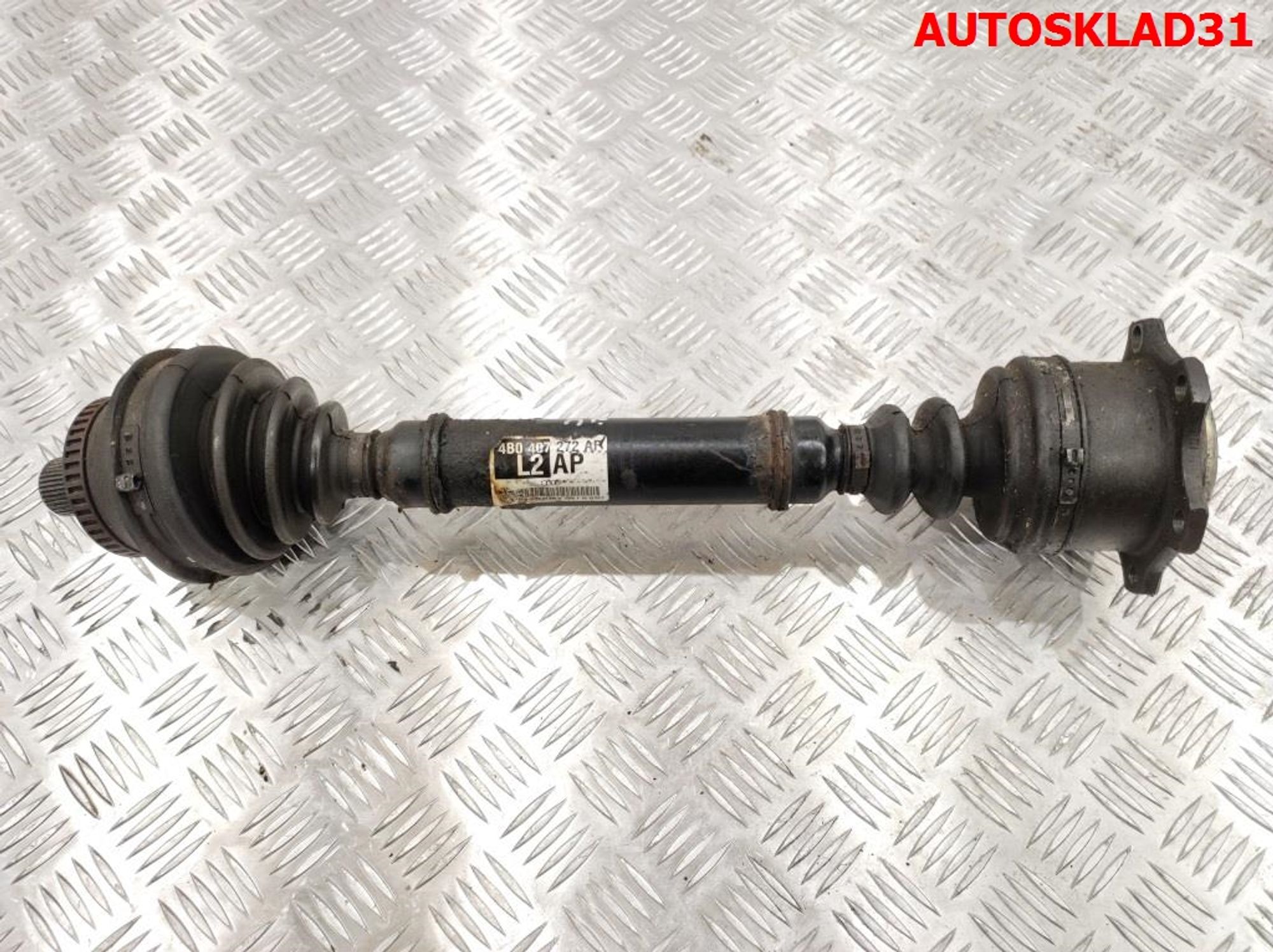 Полуось передняя правая Audi A6 C5 2,5 Дизель АКПП 4B0407272AP, 4000 рублей, Дубовое