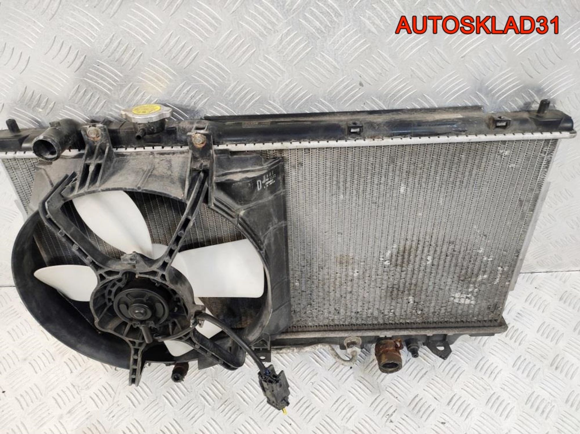 Радиатор основной под АКПП Mazda 323 BJ 1,3 Бензин, 6500 рублей, Дубовое