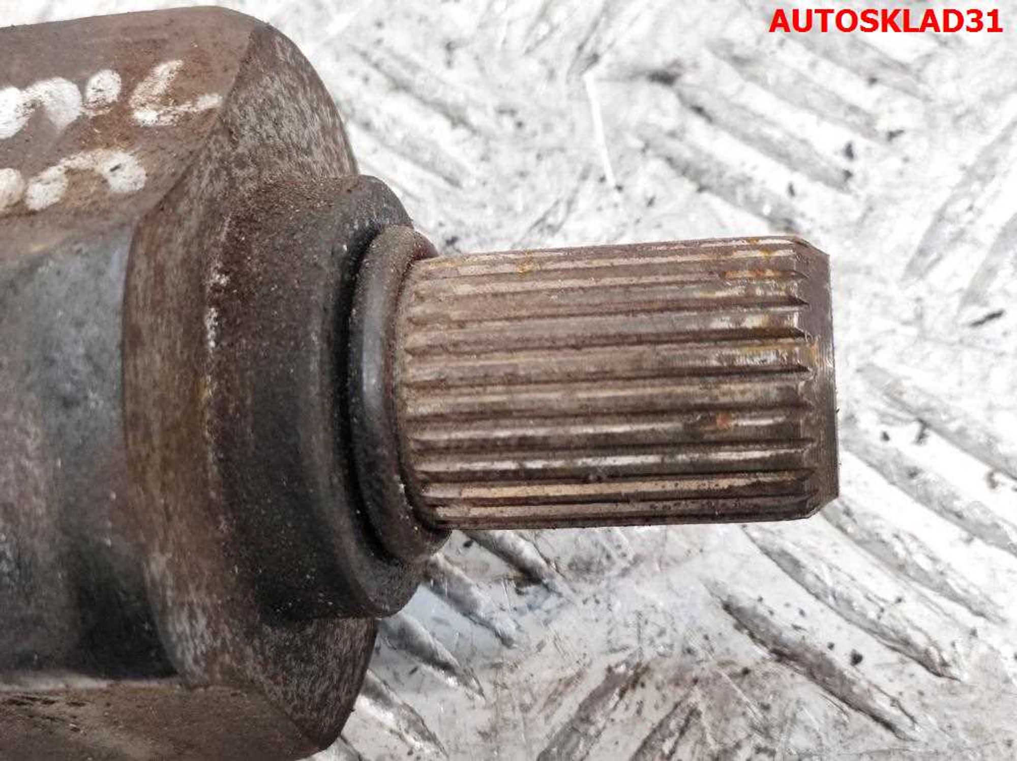 Полуось передняя левая Renault Scenic 2 2,0 Бензин АКПП 8200216626, 5000 рублей, Дубовое