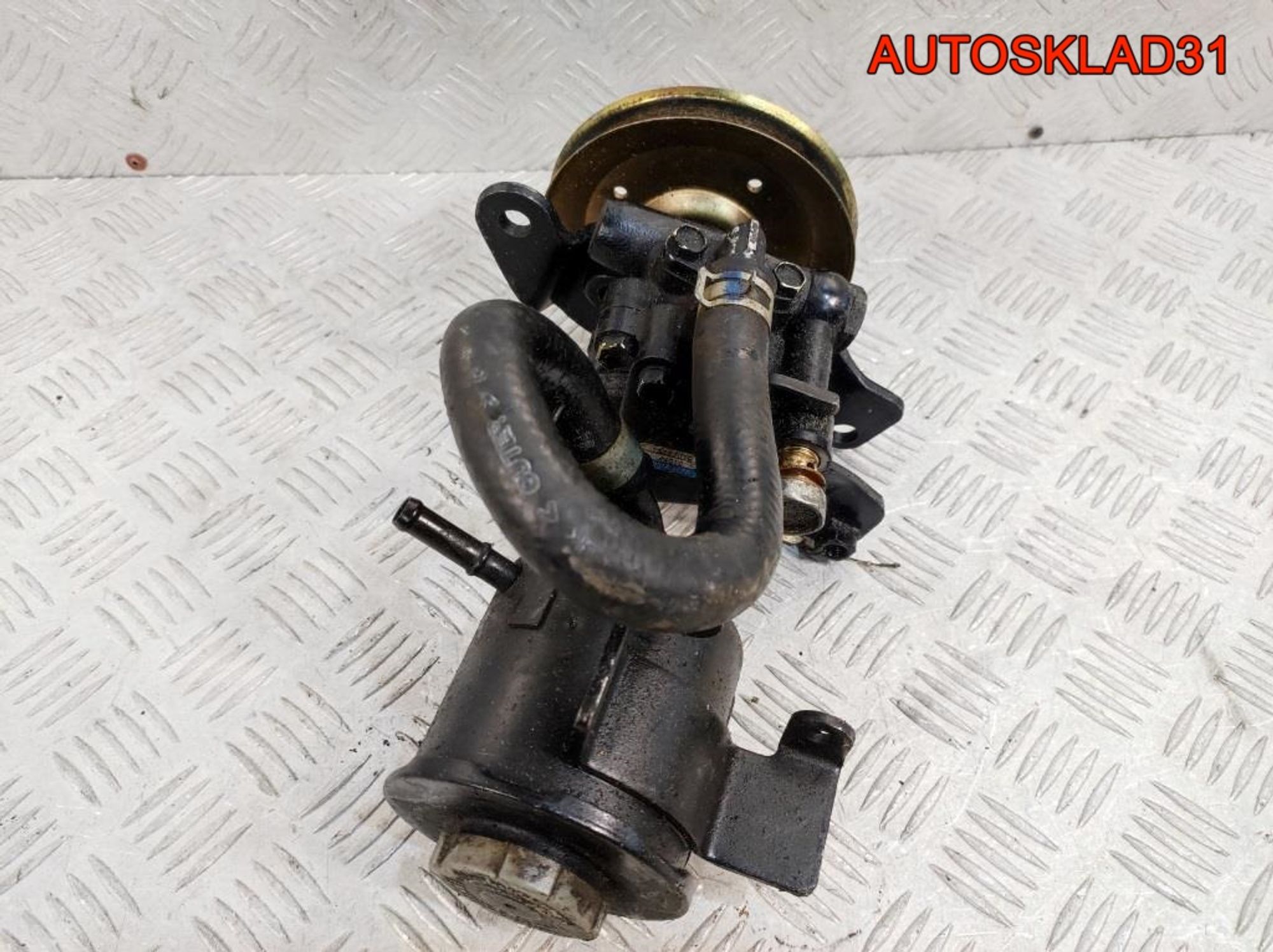 Насос гидроусилителя Nissan Pickup D22 2,5 Дизель, 2300 рублей, Дубовое