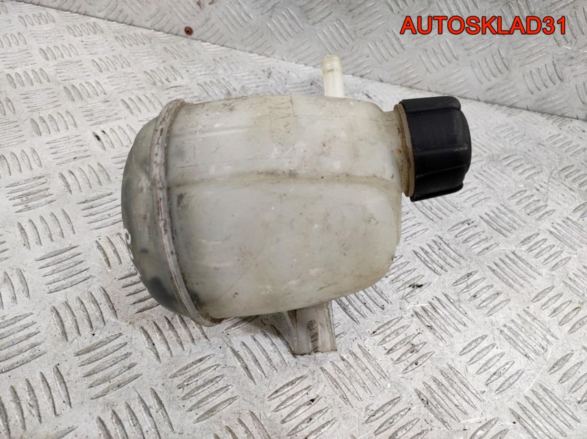 Бачок расширительный Renault Megane 1 8200060424, 500 рублей, Дубовое