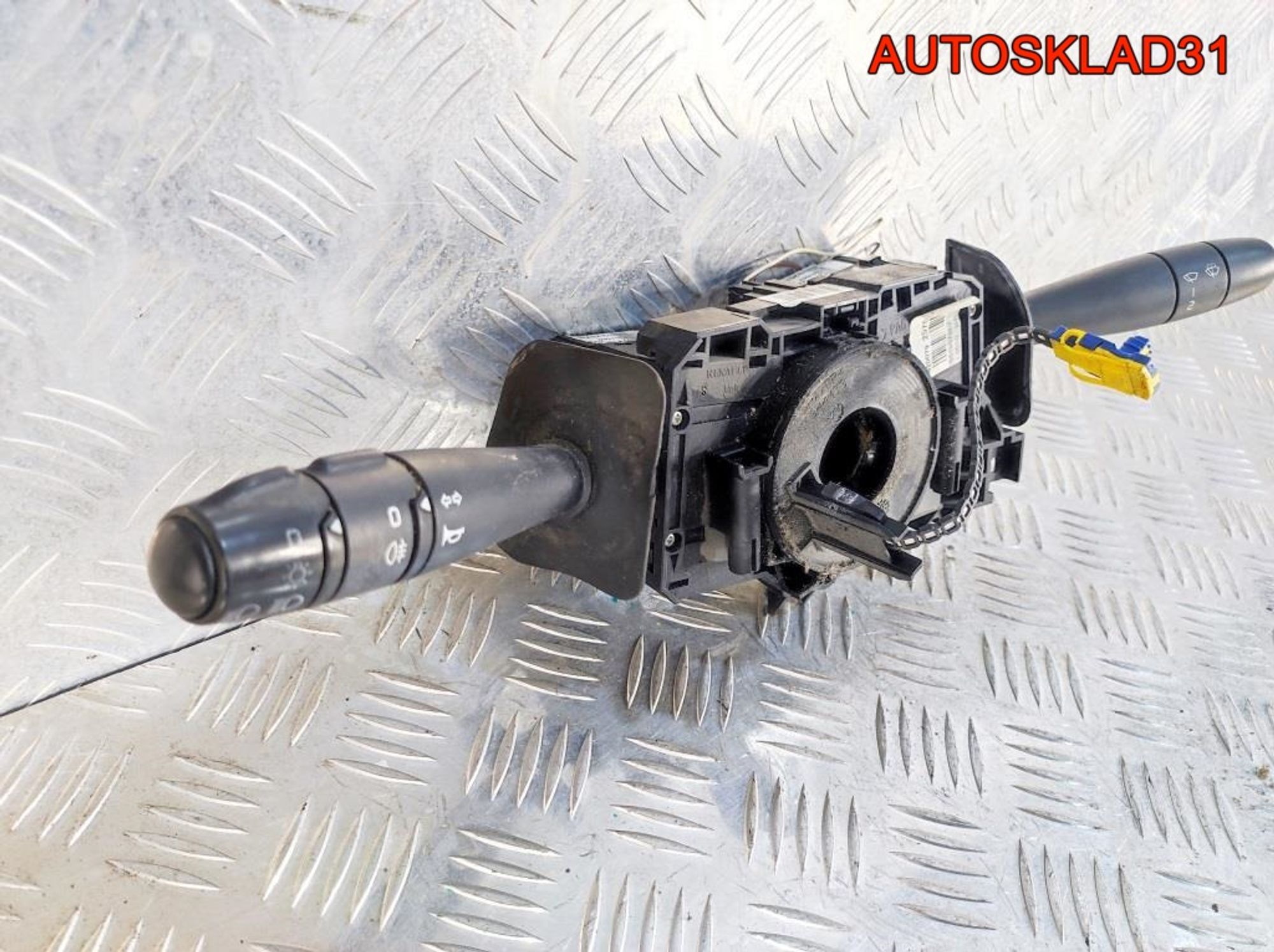 Переключатель подрулевой Renault Logan 8200792575, 2500 рублей, Дубовое