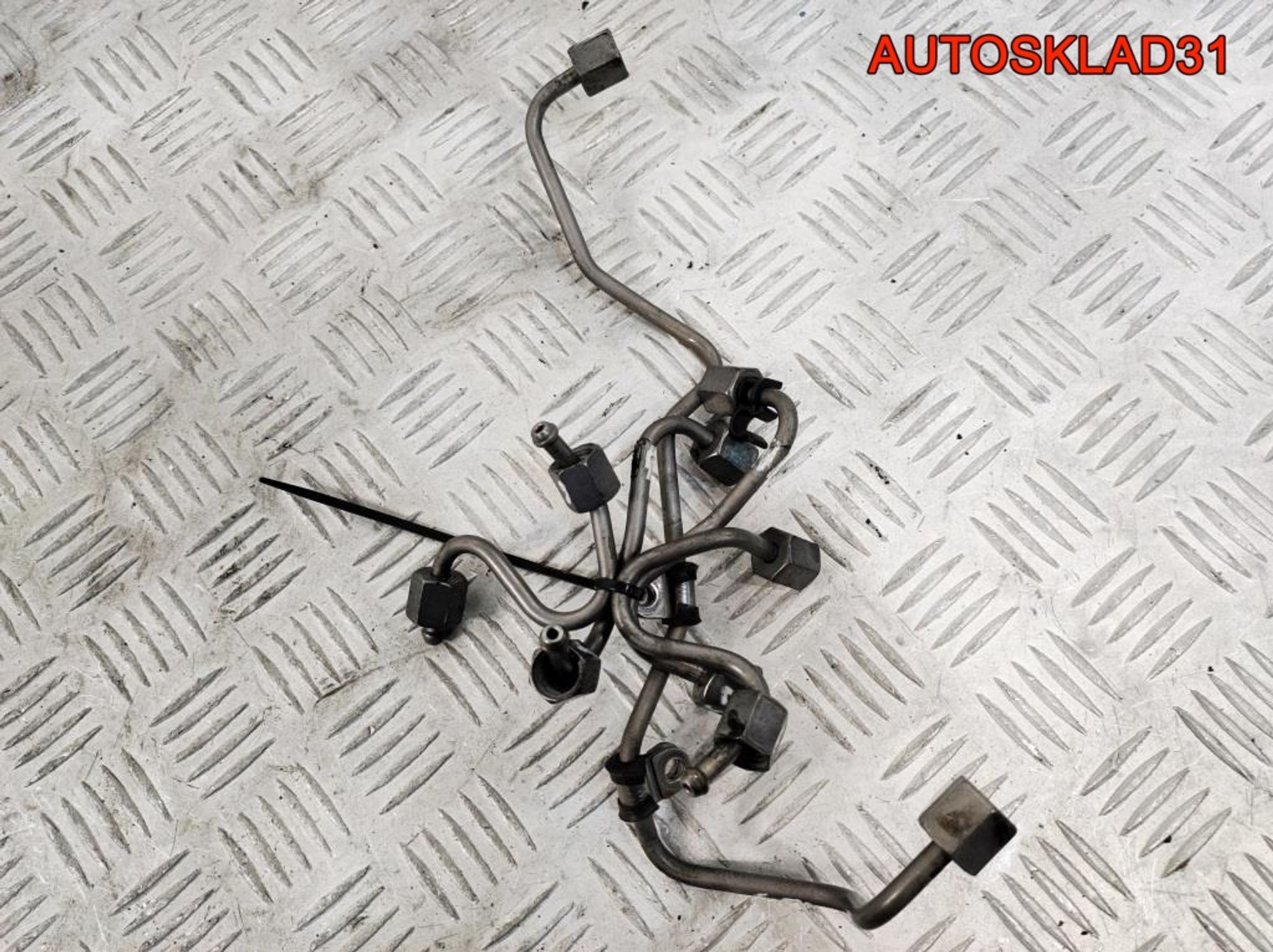 Трубка топливная Комплект Mercedes X204 651.912, 2500 рублей, Дубовое