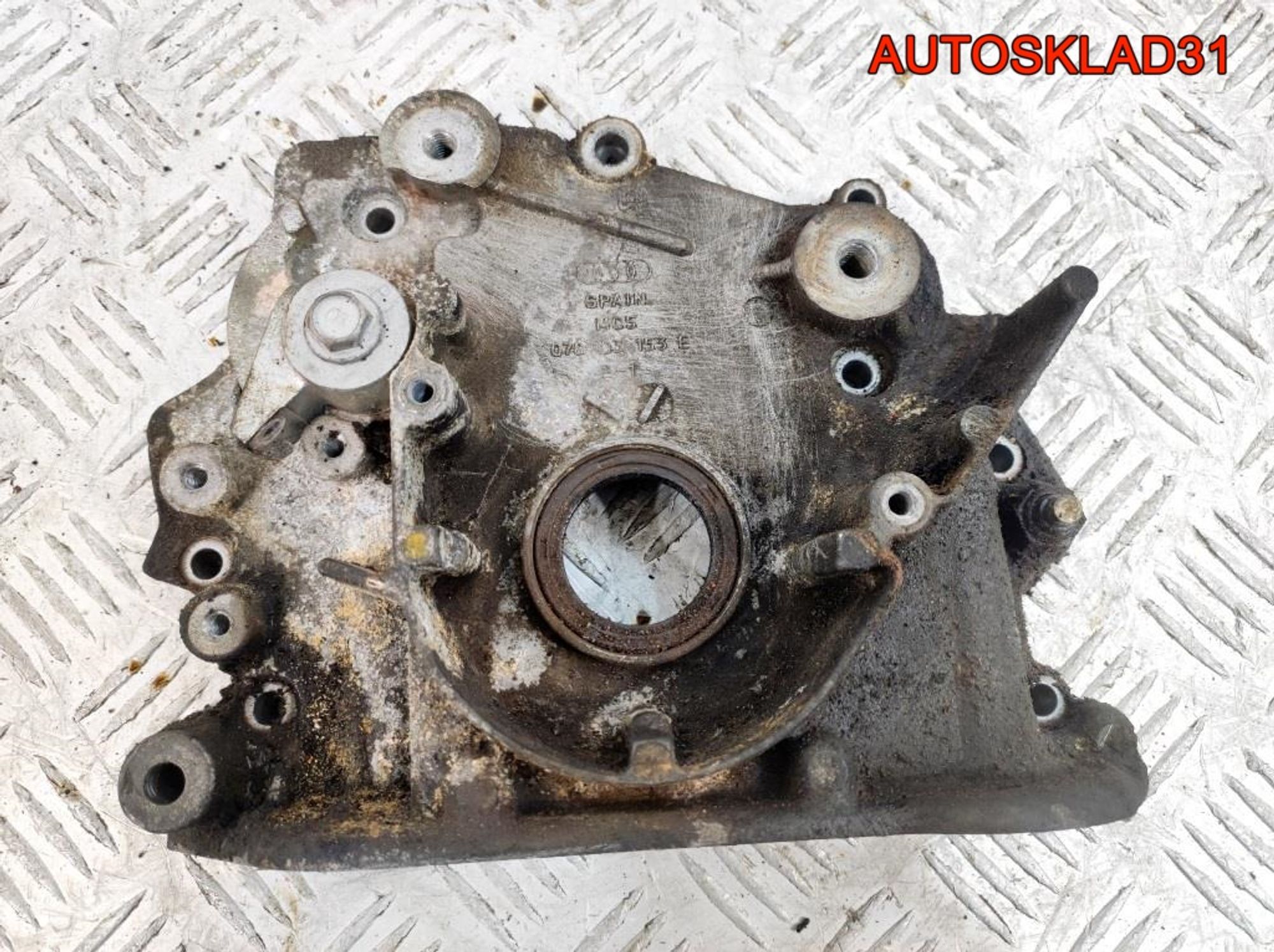 Крышка двигателя передняя Audi A6 C5 2,4 ARJ Бензин 078103153E, 1000 рублей, Дубовое