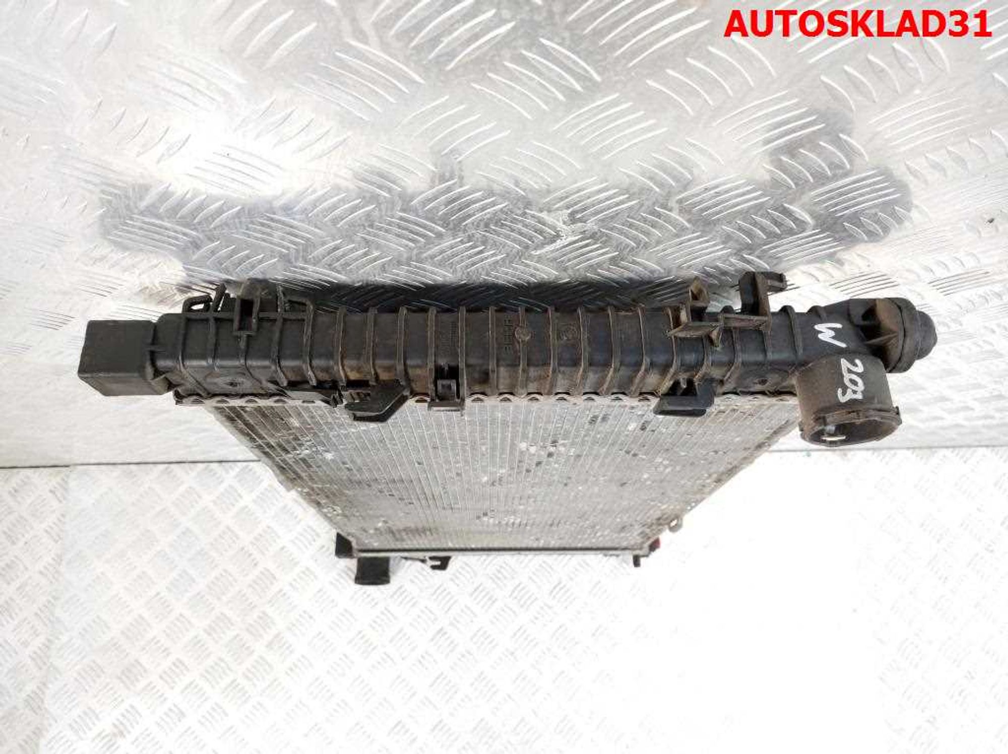 Радиатор основной Mercedes W203 2,2 Дизель A2035000603, 4000 рублей, Дубовое