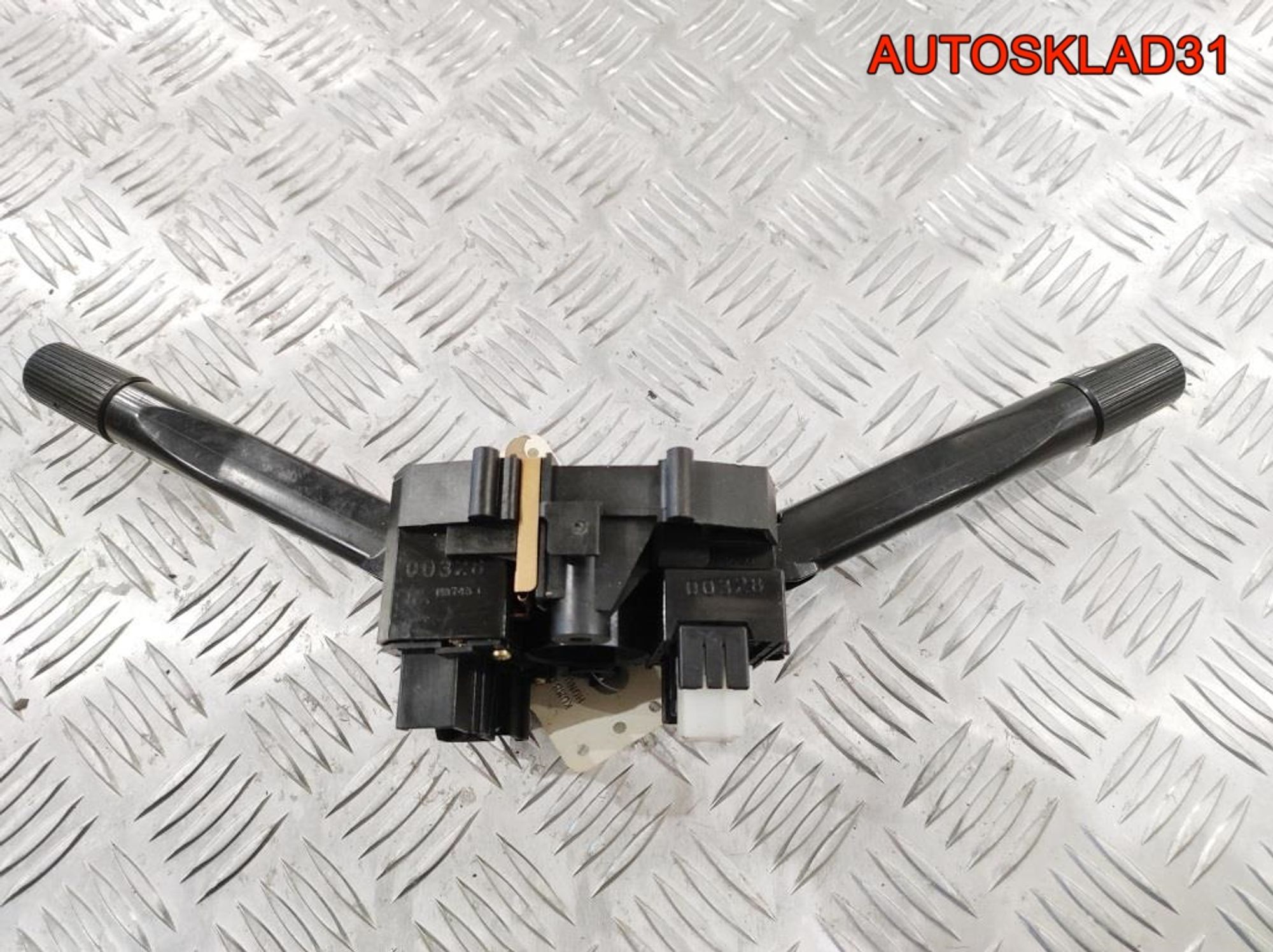 Переключатель подрулевой Honda Civic 4 HMTS13T, 1500 рублей, Дубовое