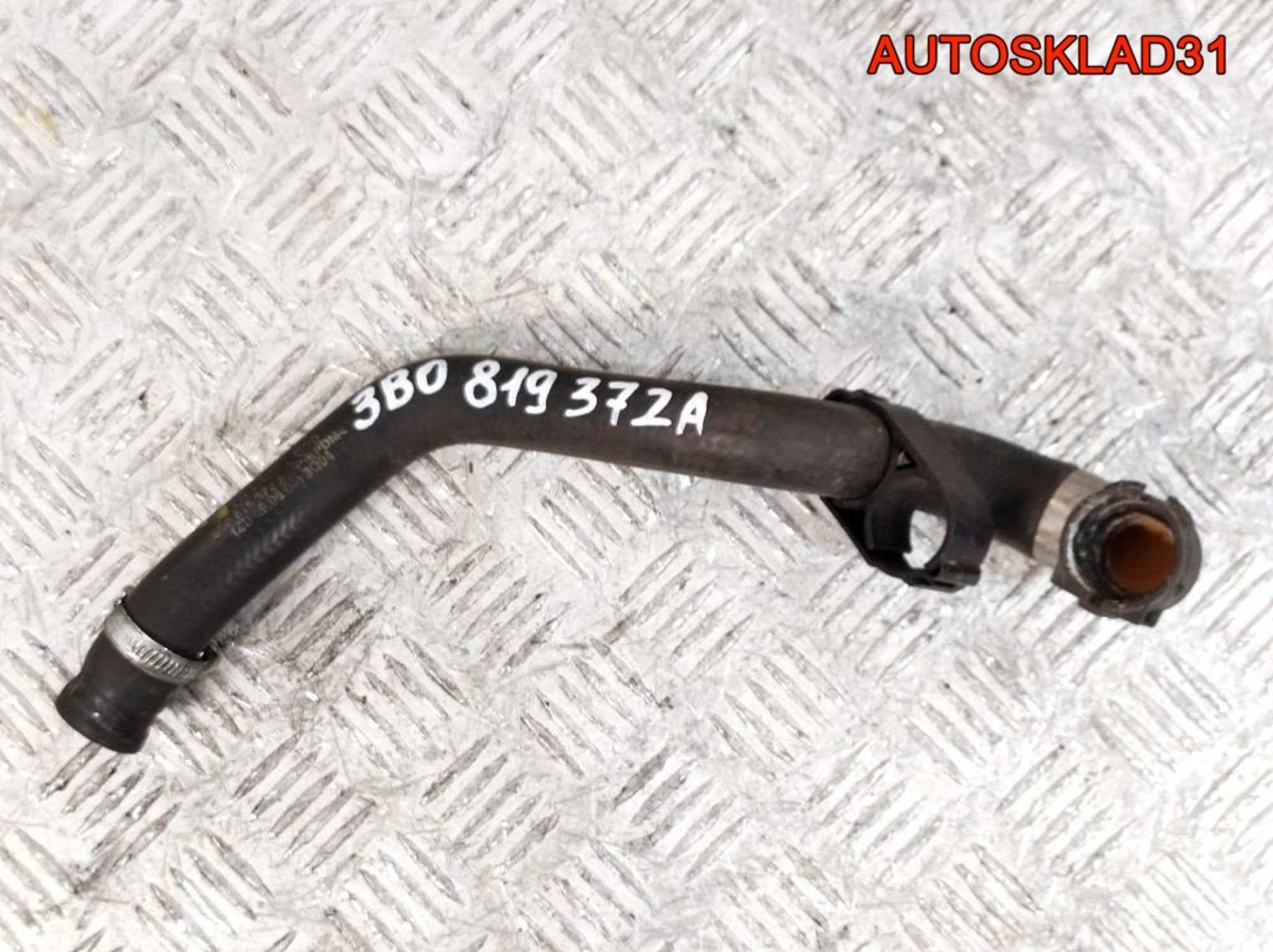 Шланг системы охлаждения VW Passat B5 1,9 AWX Дизель 3B0819372A, 1000 рублей, Дубовое