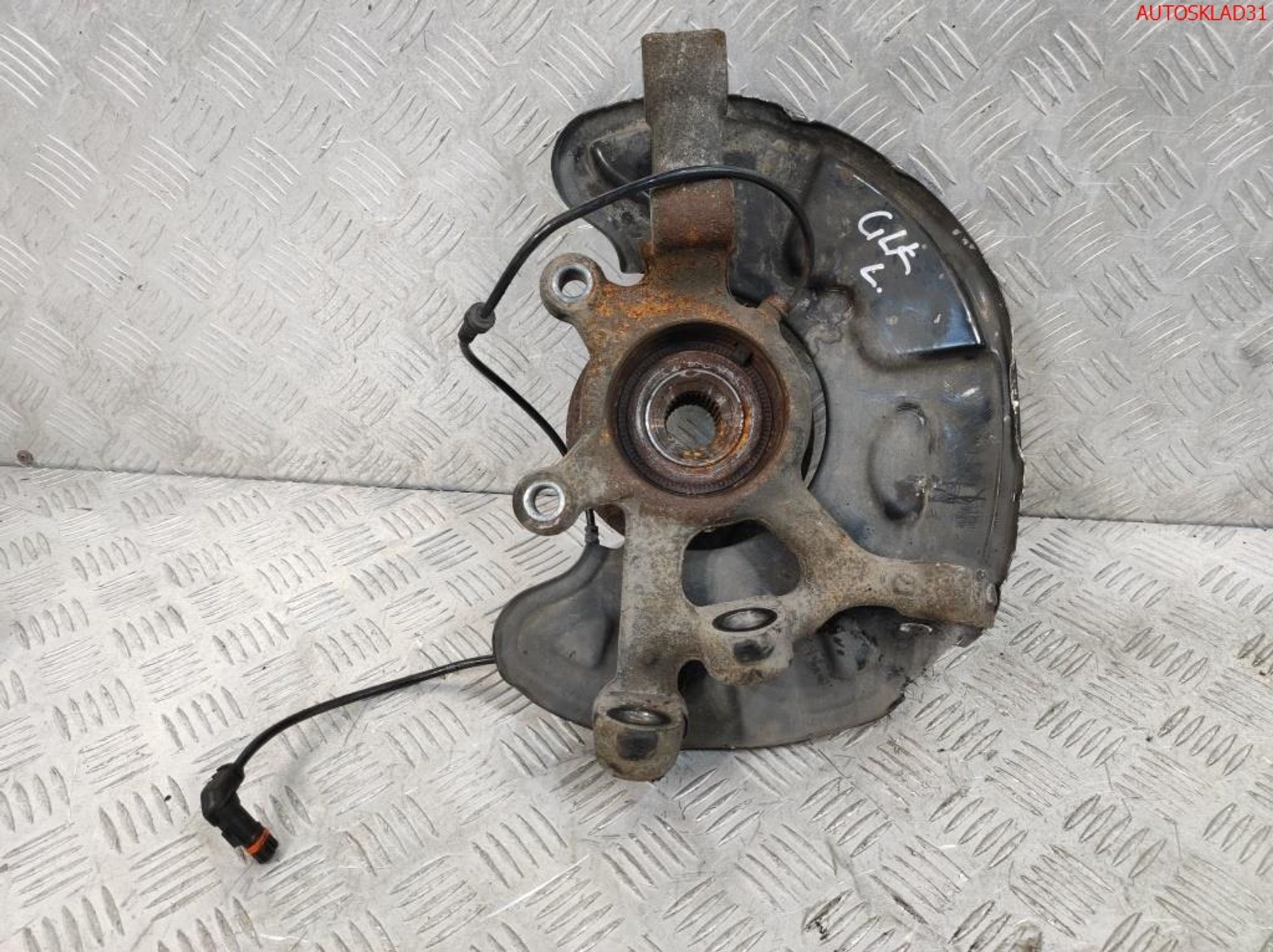 Кулак поворотный передний левый Mercedes GLK 2,2 651.912 A2043322901, 12000 рублей, Дубовое