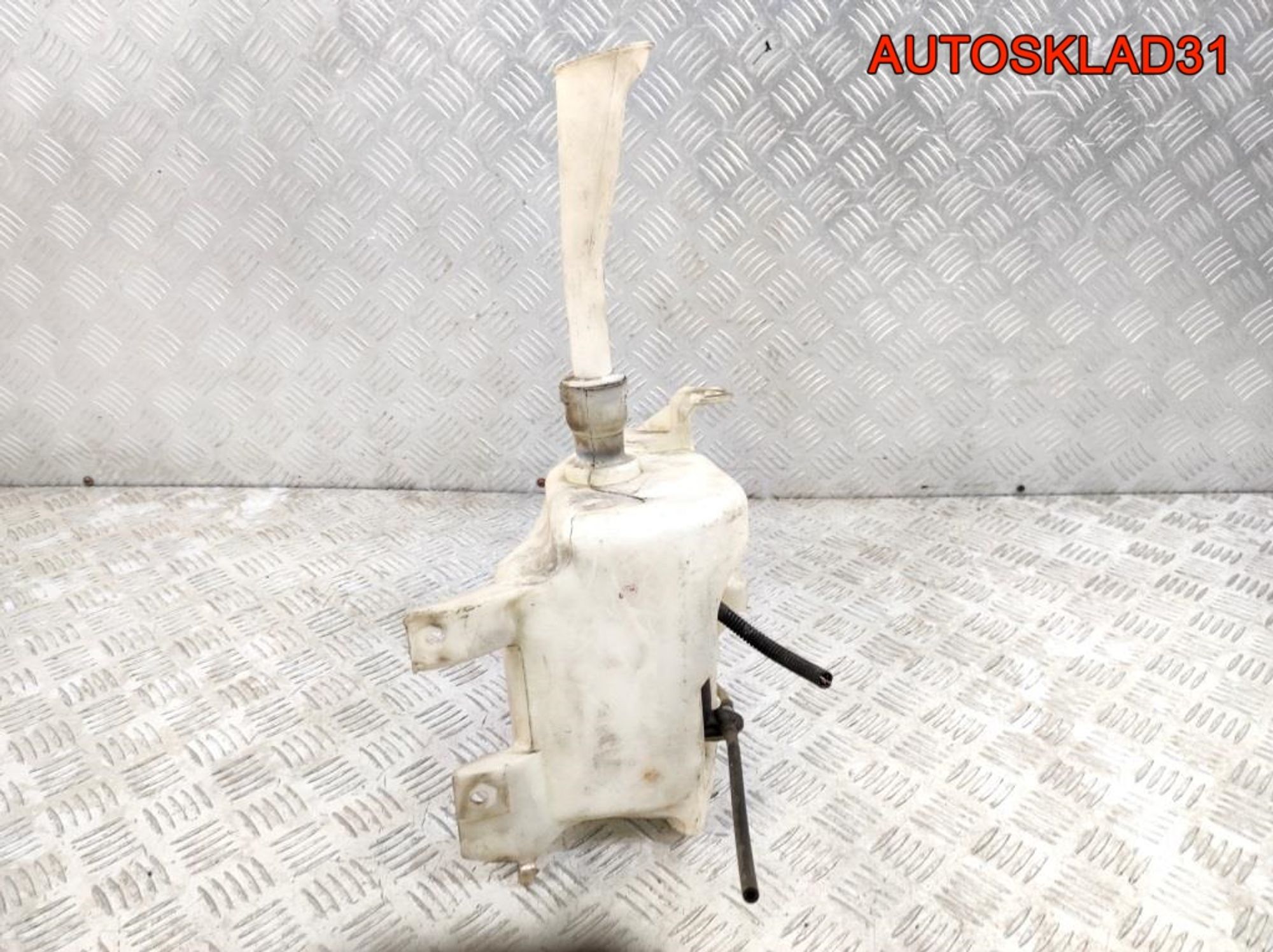 Бачок омывателя Nissan Primera P12E 28910AU400, 1800 рублей, Дубовое