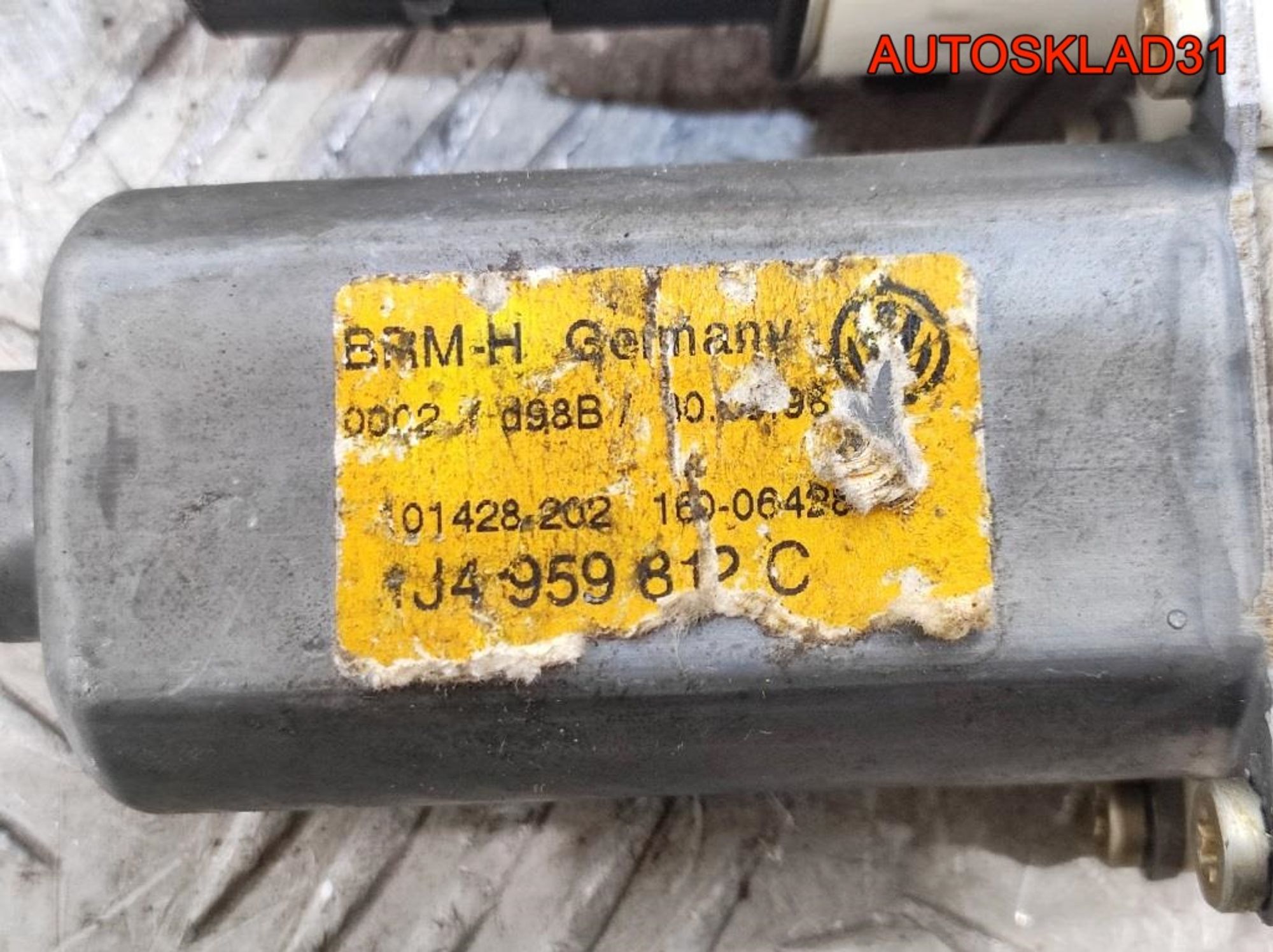 Моторчик стеклоподъемника задний правый VW Golf 4 1J4959812C, 800 рублей, Дубовое