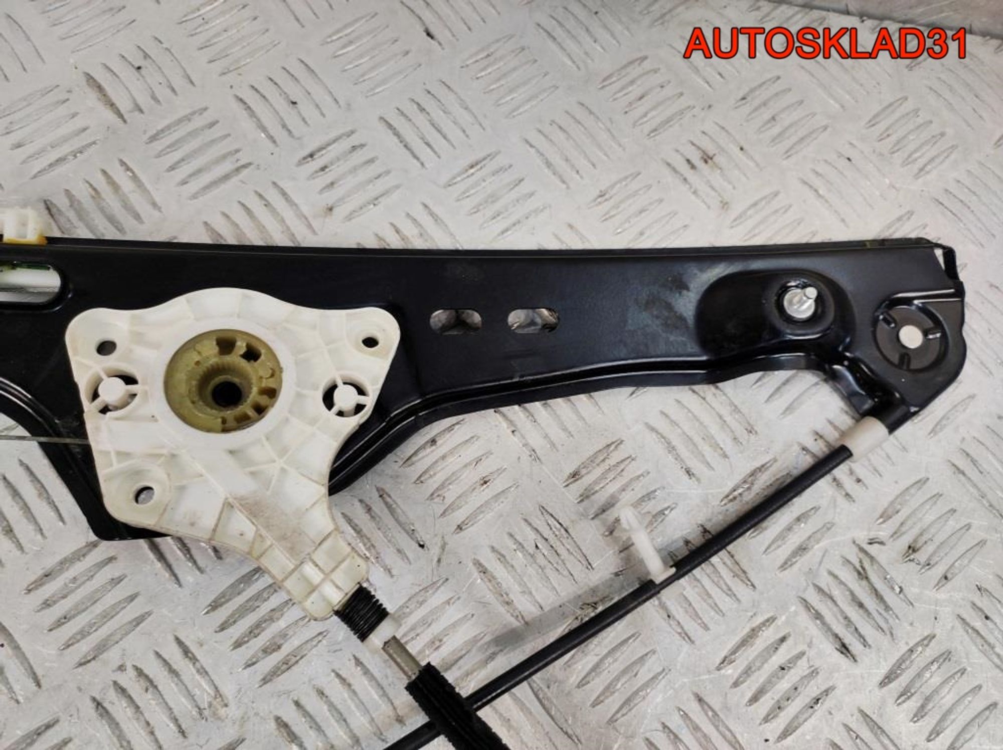 Стеклоподъемник передний правый BMW 3 серия E90 51337140588, 2100 рублей, Дубовое