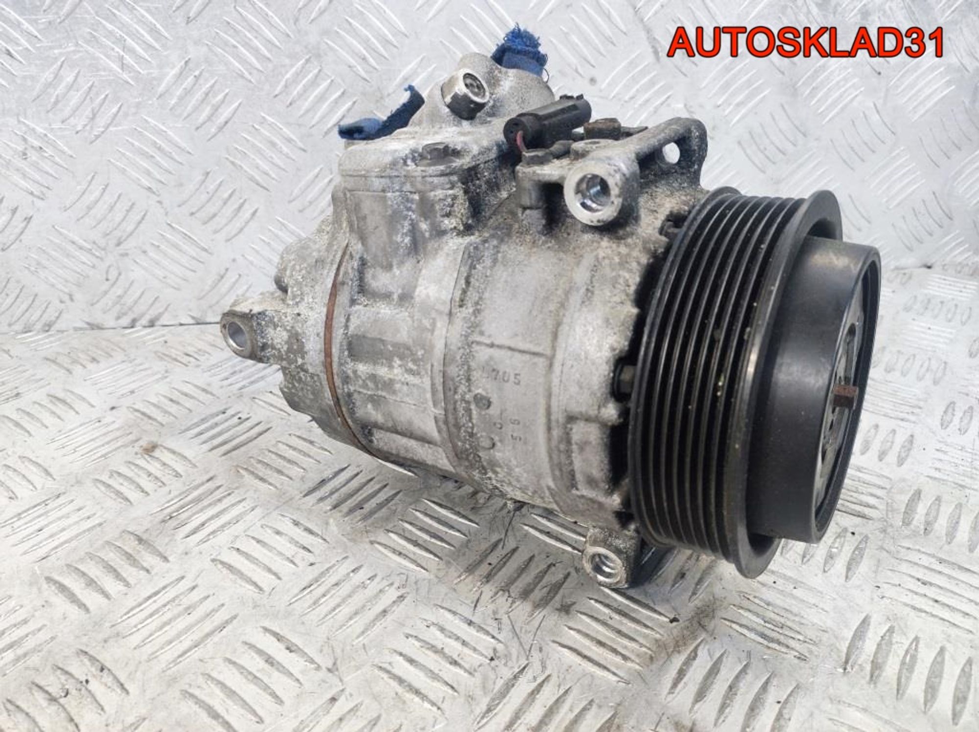 https://ycs.partsauto.market/partsauto-images/thmbs/userImages/edda01b21c13eaa6671738306aa09410/part/1e2173f0-dd40-4bfe-b5fe-9fe0f6e97b69_1718609664409.jpg