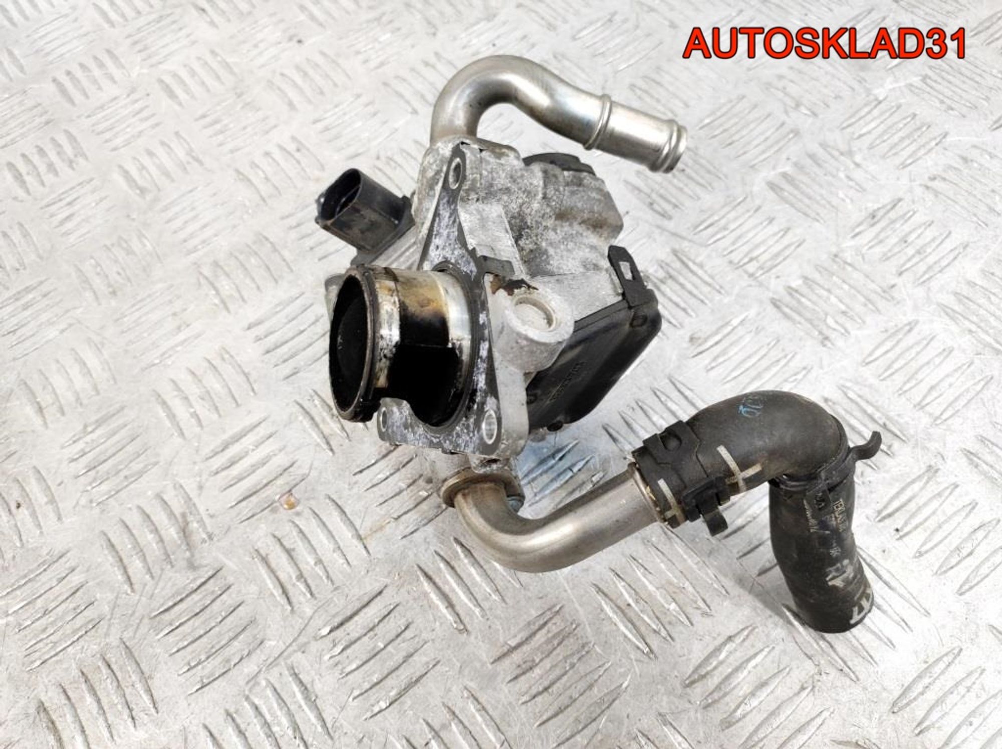 Клапан EGR VW Passat B8 2,0 Дизель 04L131501R, 4000 рублей, Дубовое