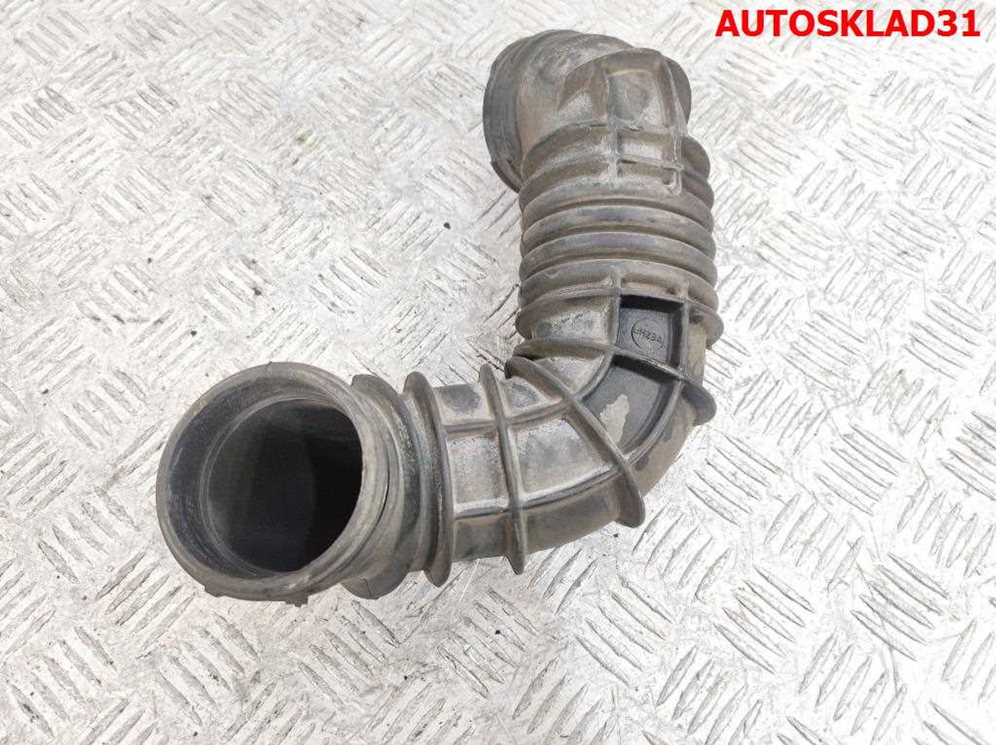 Патрубок воздушного фильтра Ford Focus 1 1,6 Бензин 98AB9R504AD, 1500 рублей, Дубовое