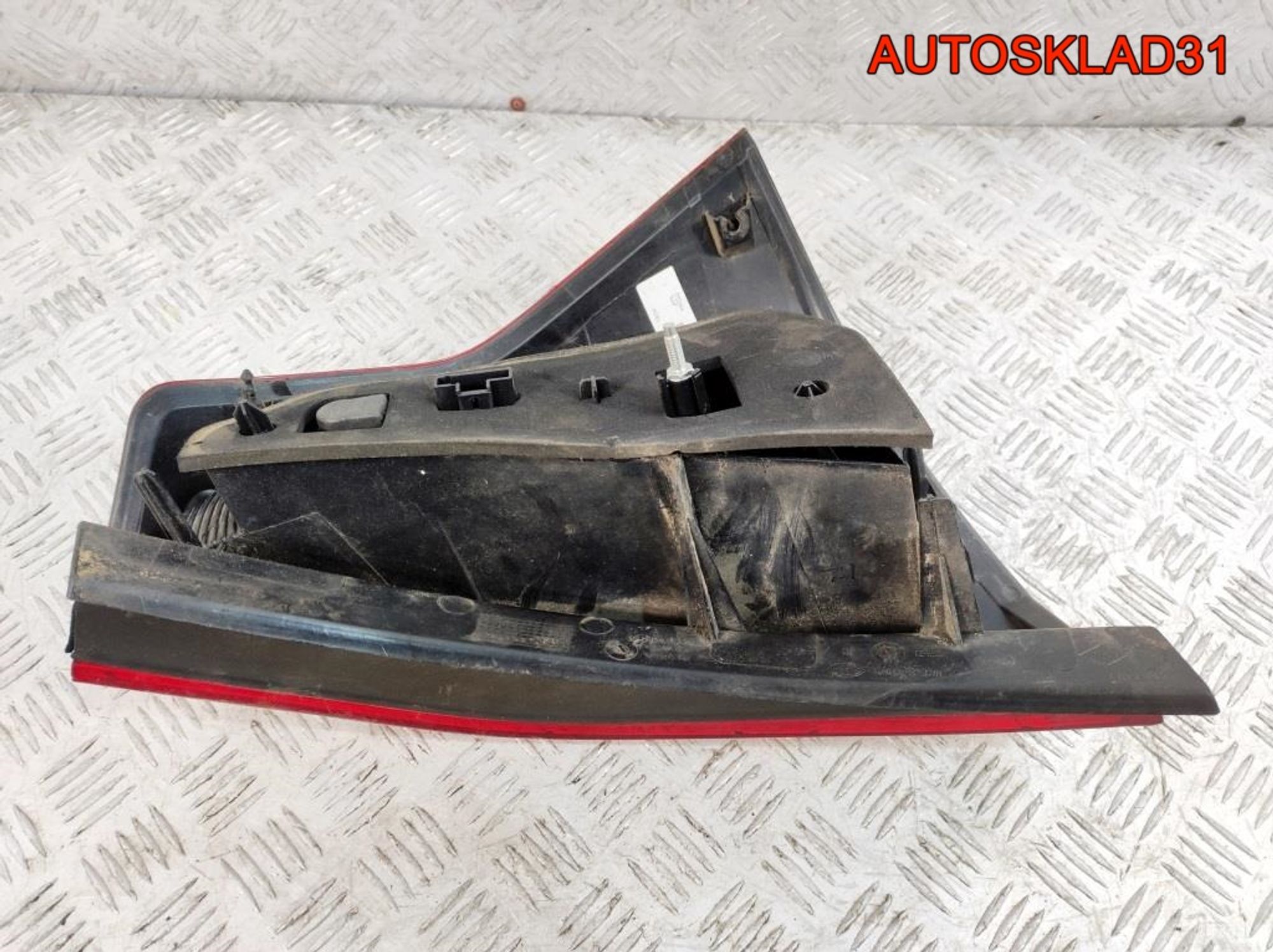 Фонарь задний левый Renault Sandero 1 8200734825, 3500 рублей, Дубовое