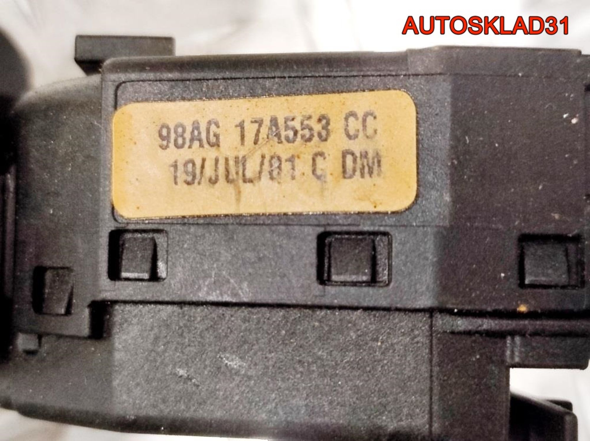 Переключатель стеклоочистителей Ford Focus 1 98AG17A553CC, 1000 рублей, Дубовое