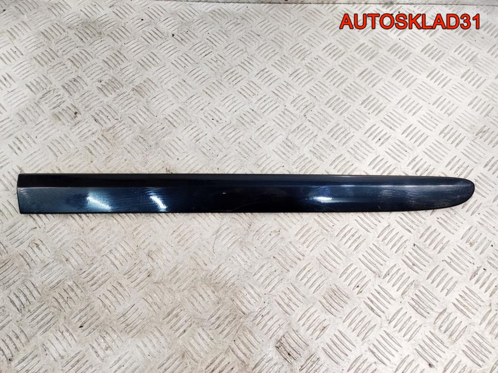 Молдинг задней левой двери Mercedes W211 A2116901162, 900 рублей, Дубовое