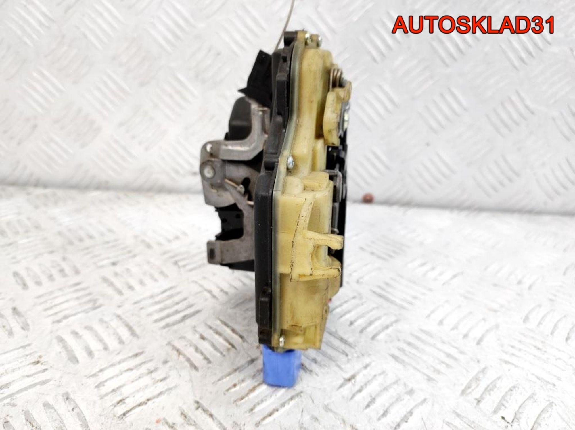 Замок двери передней правой Seat Ibiza 3 3B1837016CC, 3000 рублей, Дубовое