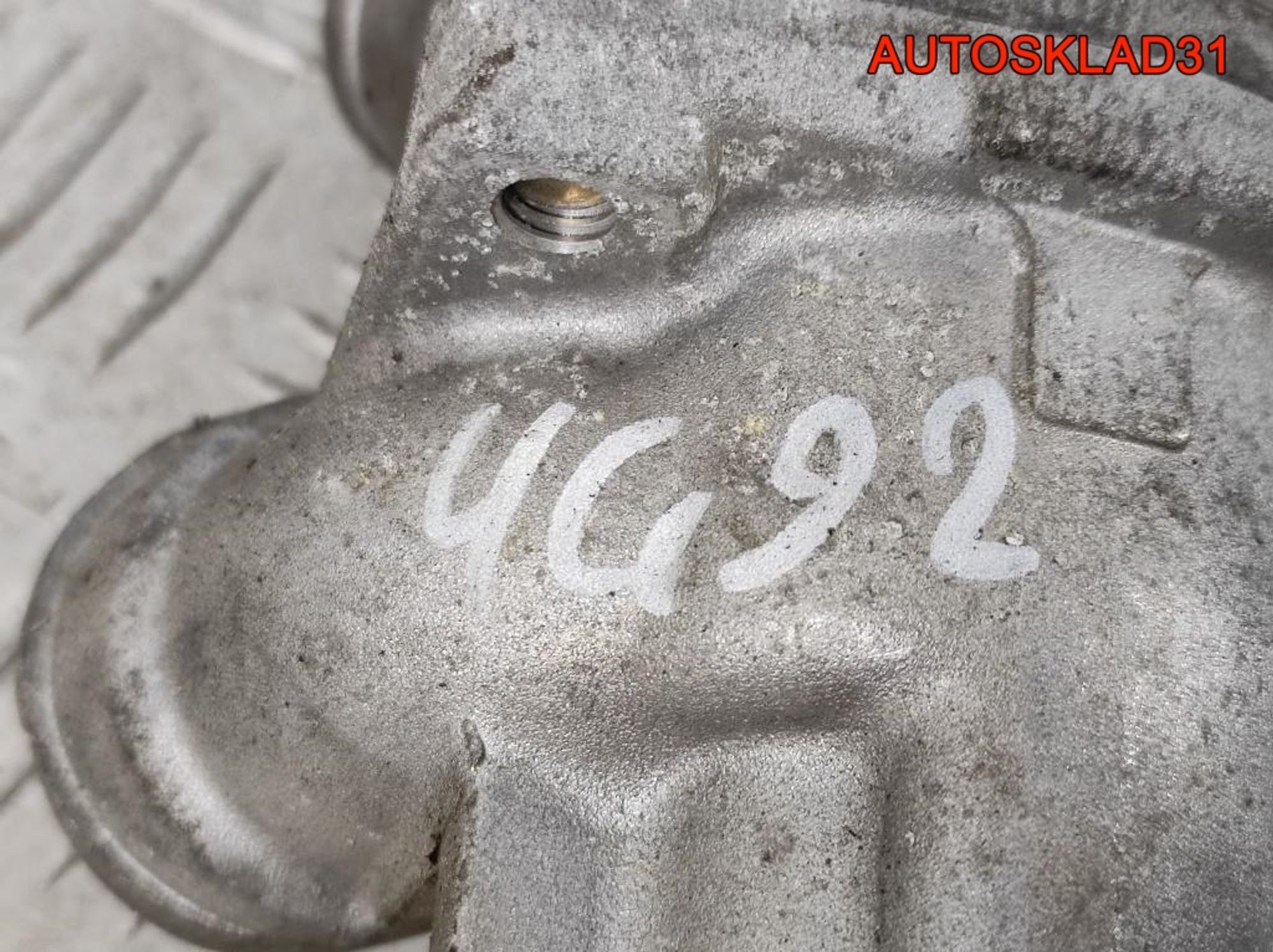 Корпус термостата Mitsubishi Carisma DA 1,6 4G92, 900 рублей, Дубовое