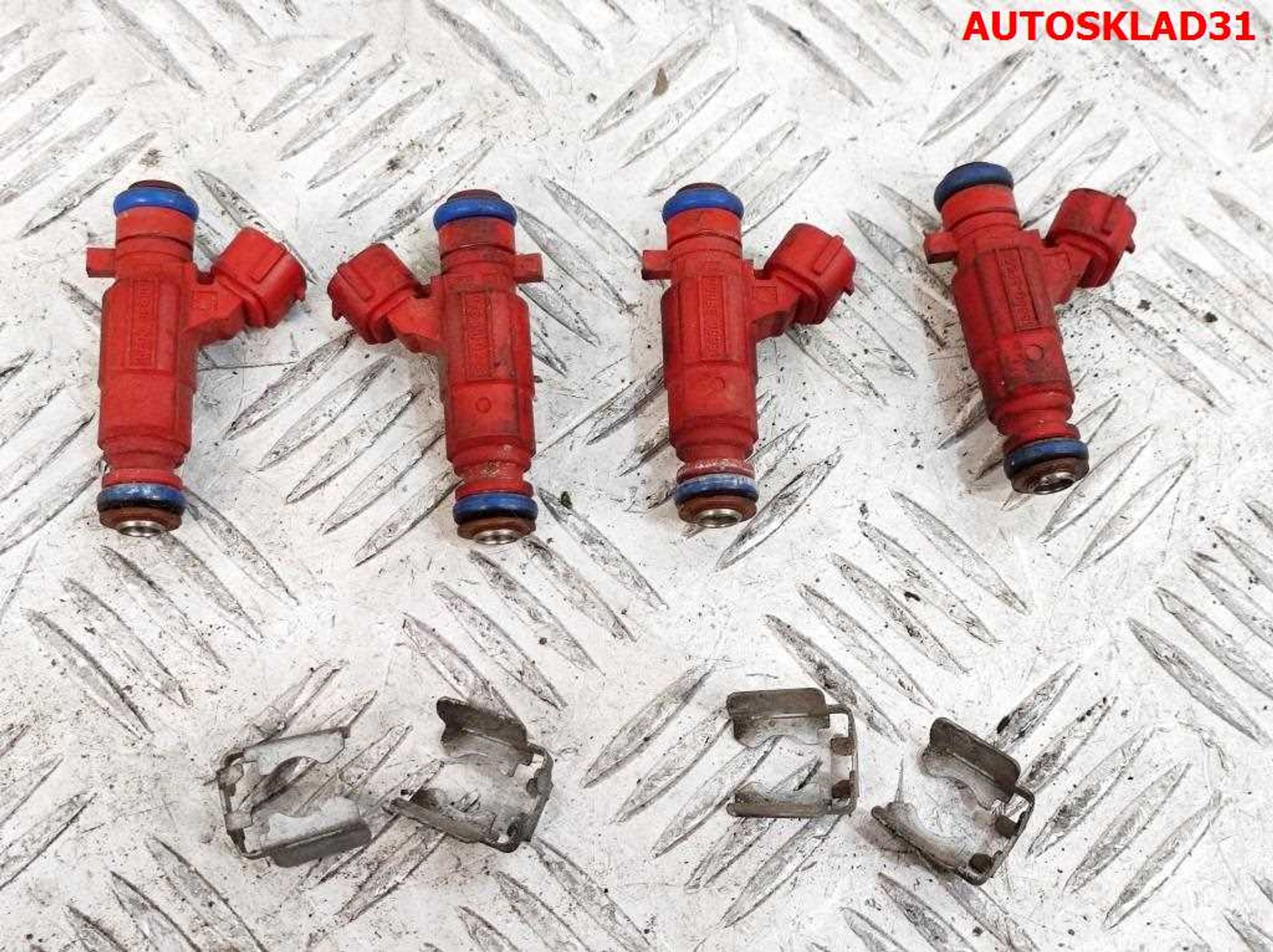 Форсунка топливная Nissan Almera N16 1,8 QG18 0280155940 Цена за Одну форсунку, 800 рублей, Дубовое