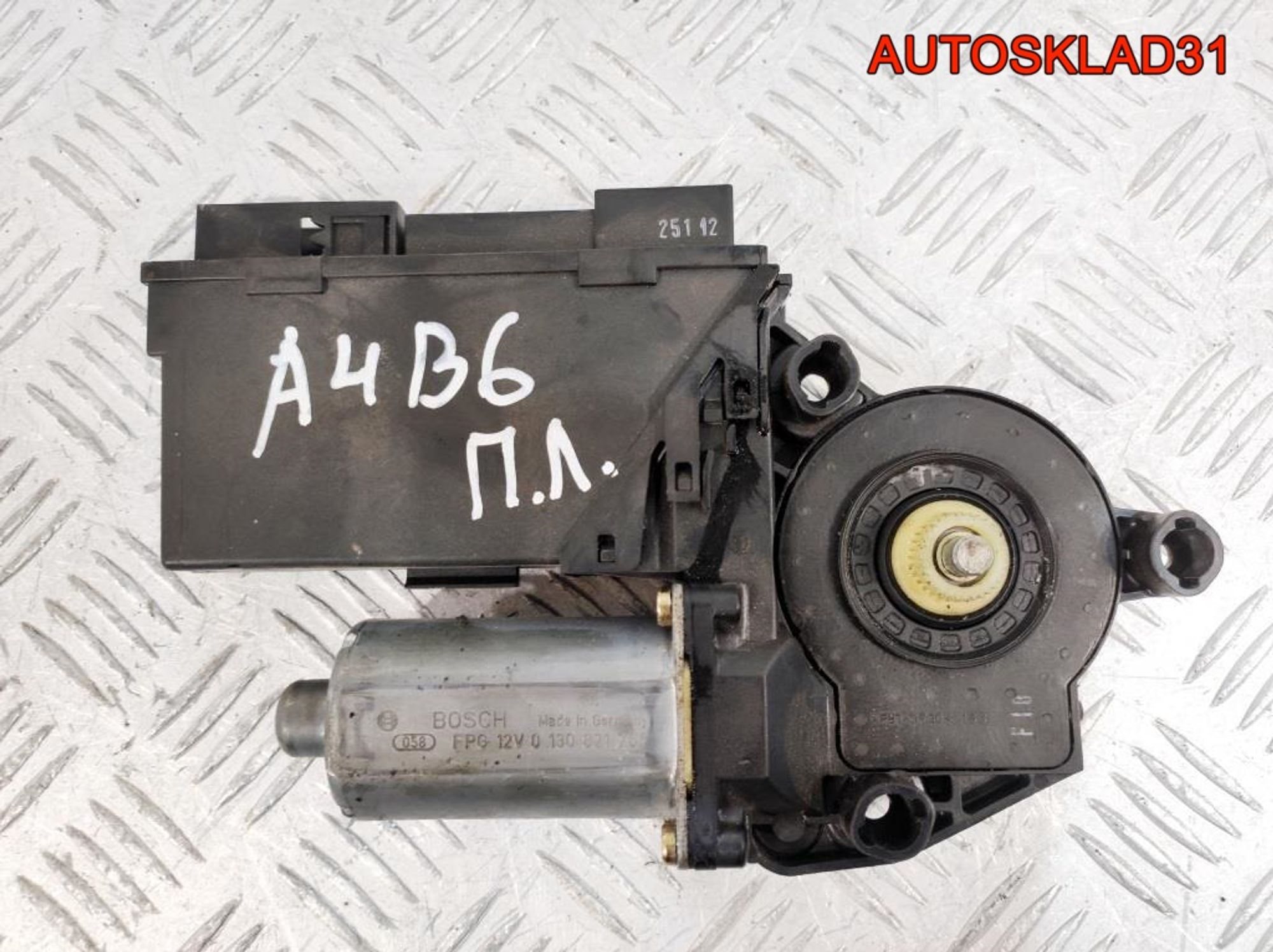 Моторчик стеклоподъемника Audi A4 B6 8E1959801B, 1800 рублей, Дубовое