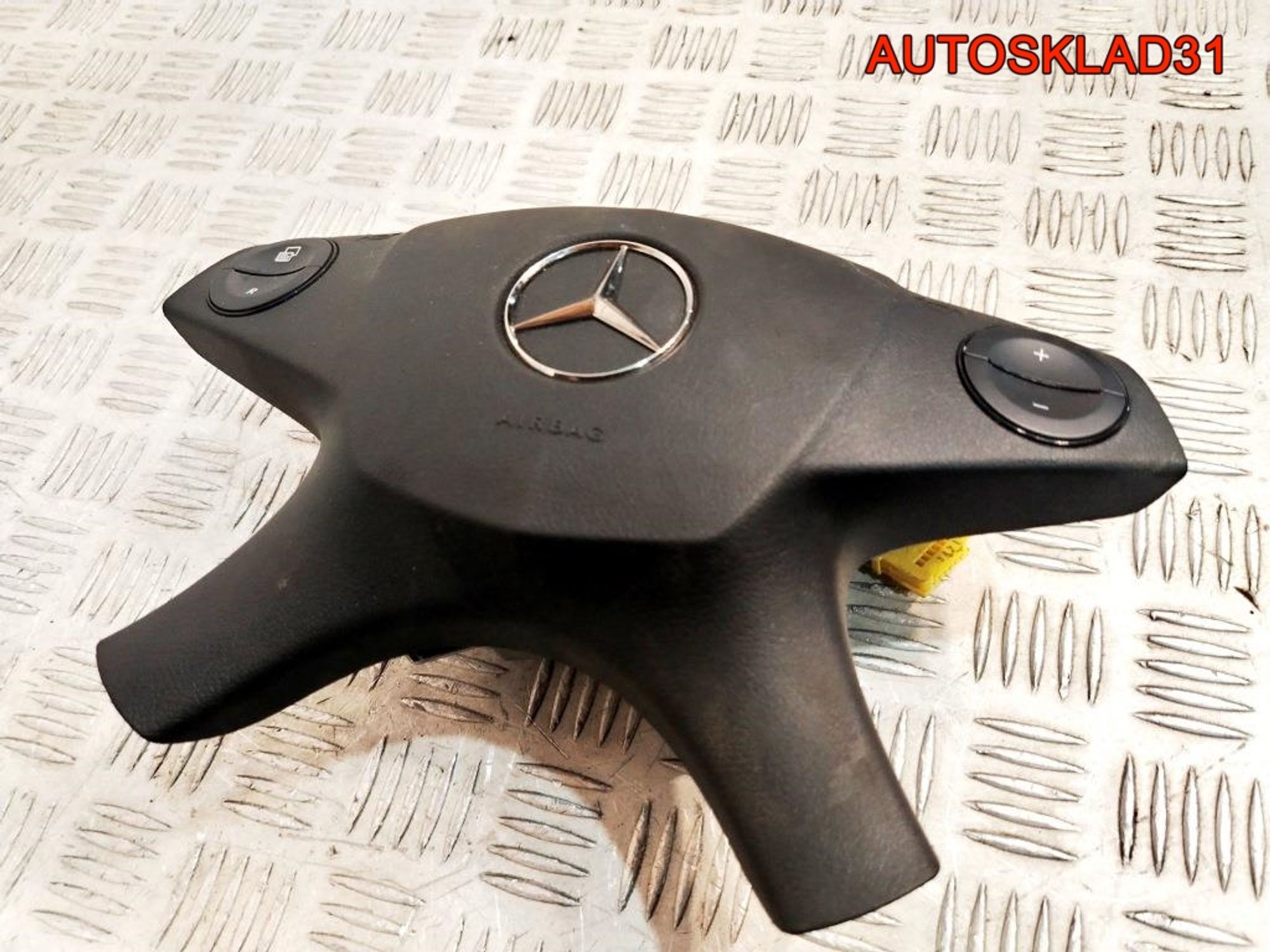 Подушка безопасности в руль Mercedes Benz W204 A0008600804, 9000 рублей, Дубовое
