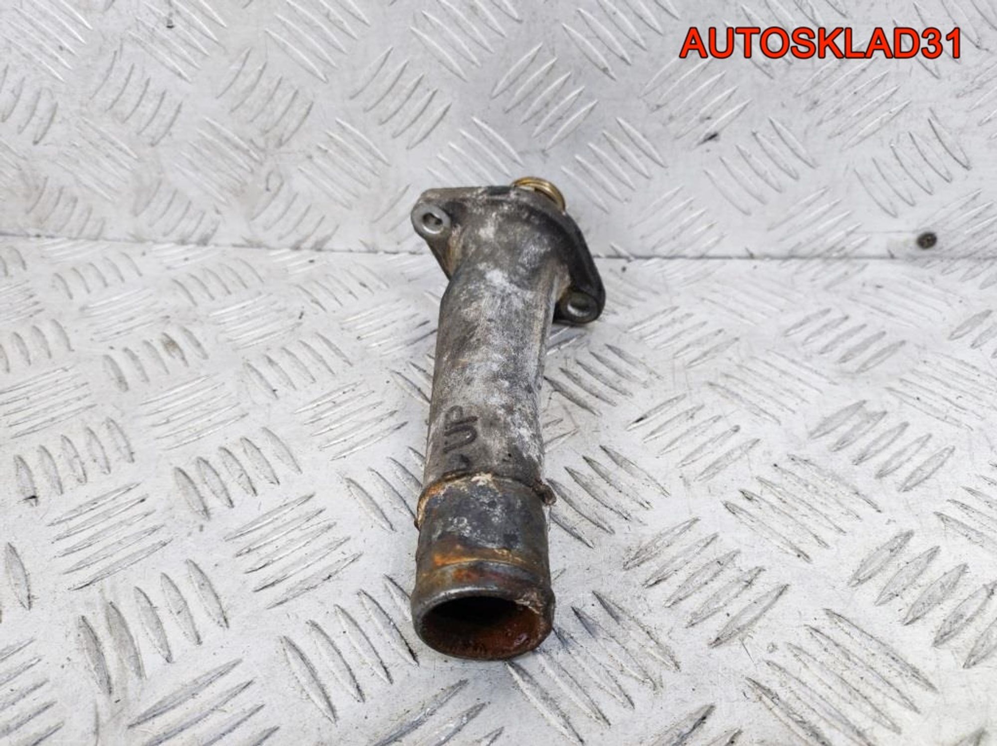 Патрубок термостата Hyundai H 1 D4CB 256134A000, 500 рублей, Дубовое