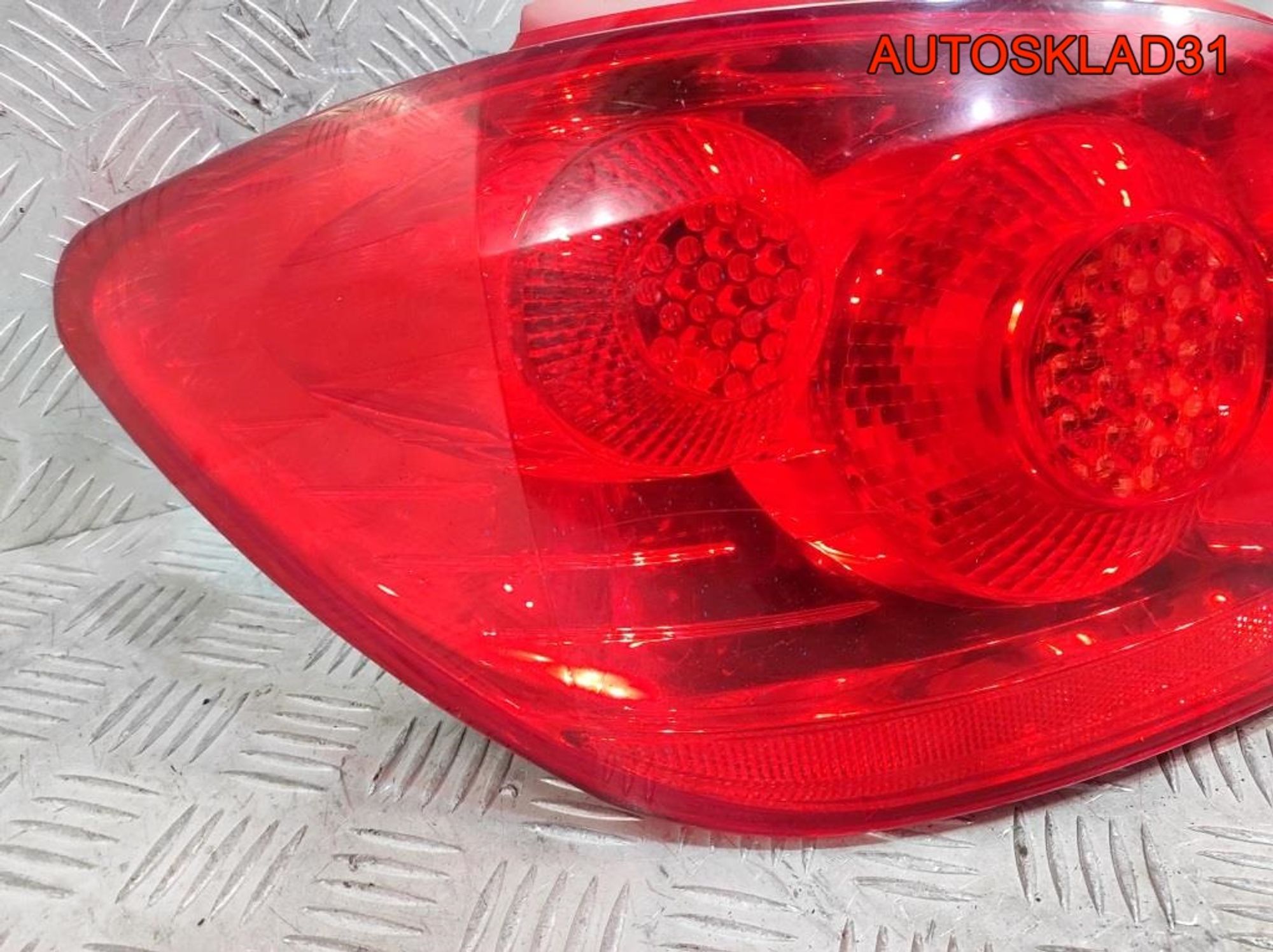 Фонарь задний левый Peugeot 307 9655767680 Рест, 7200 рублей, Дубовое