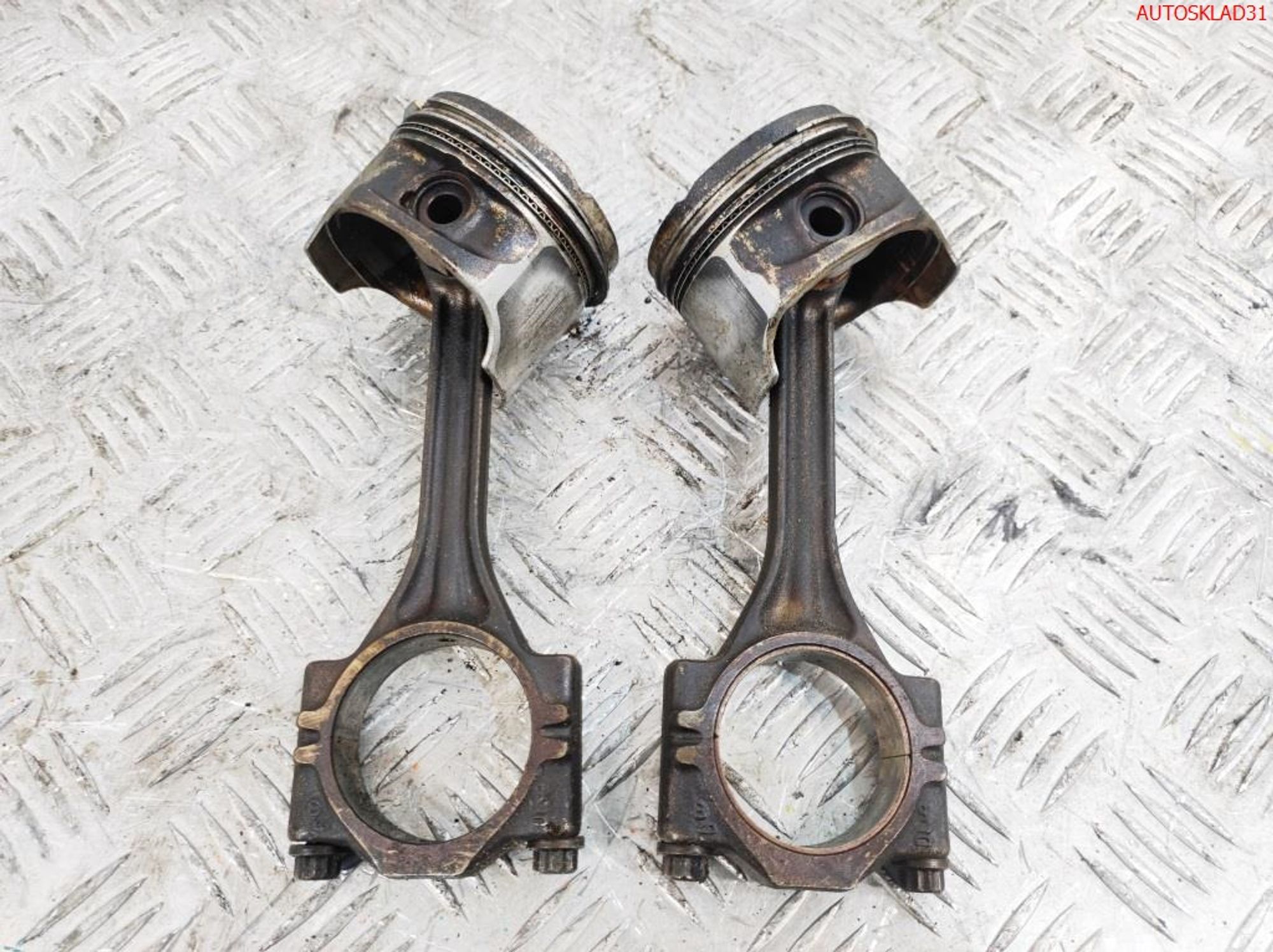 Поршень с шатуном Volkswagen Golf 4 1.4 AKQ 036198401, 1500 рублей, Дубовое