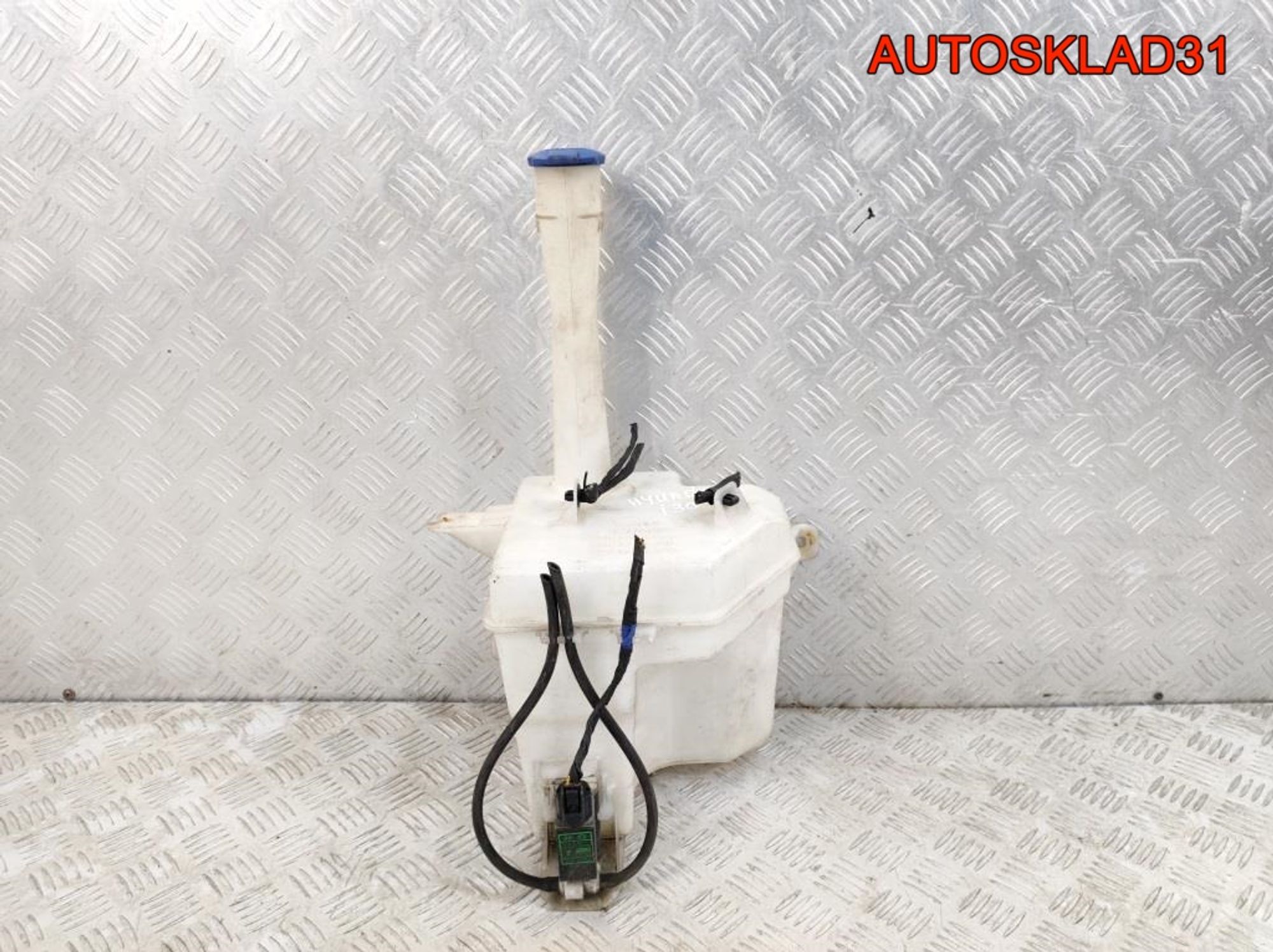 Бачок омывателя Hyundai i30 986102L000, 3000 рублей, Дубовое